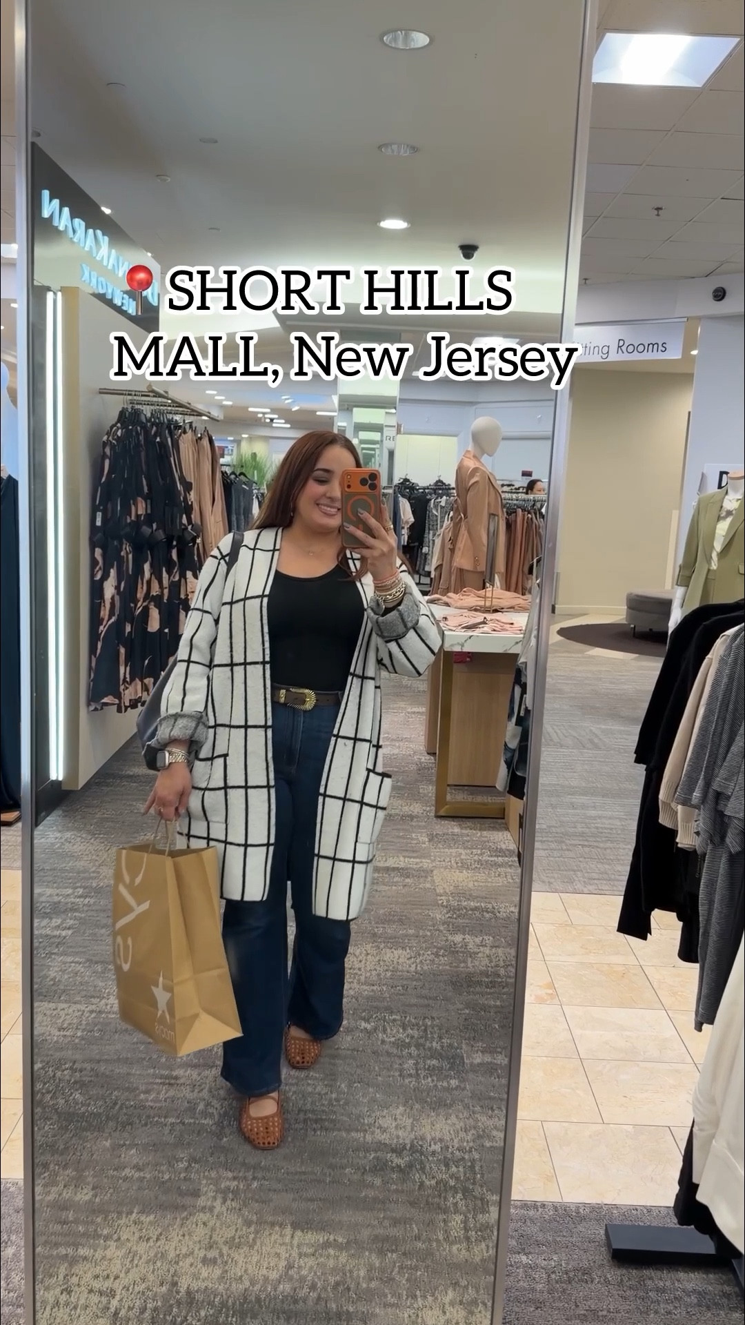 
Happy Saturday bell@s! How is your day going? I’m passing by to share today’s mini  vlog; shopping at 📍The Mall at Short Hills, New Jersey. We visited Crazy Aaron’s Slime Charmers ➡️ @IndigoShortHills it was such a fun experience for Baby L (friendly for ages 3+) Trust me, adults will have fun too playing with slime! As per ushe I’ve linked baby L’s baseball cleats 
& my OOTD through the LTK App. To shop this post here is how:
.
.
.
.
.
.
.
Jewelry: JanAllureJewelry.com

#LTKootd #LTKdayinmylife #LTKMidsize