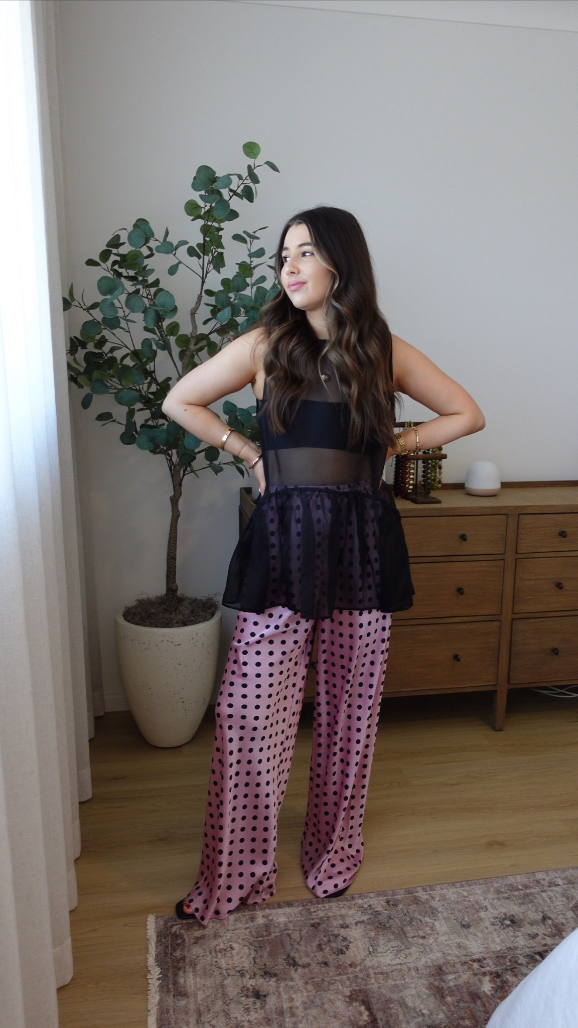 Can’t stop, won’t stop with the Dissh Sian top!! 

I’m wearing a size 8 and my pants are a size 10 xx 

#LTKautumn #LTKaustralia