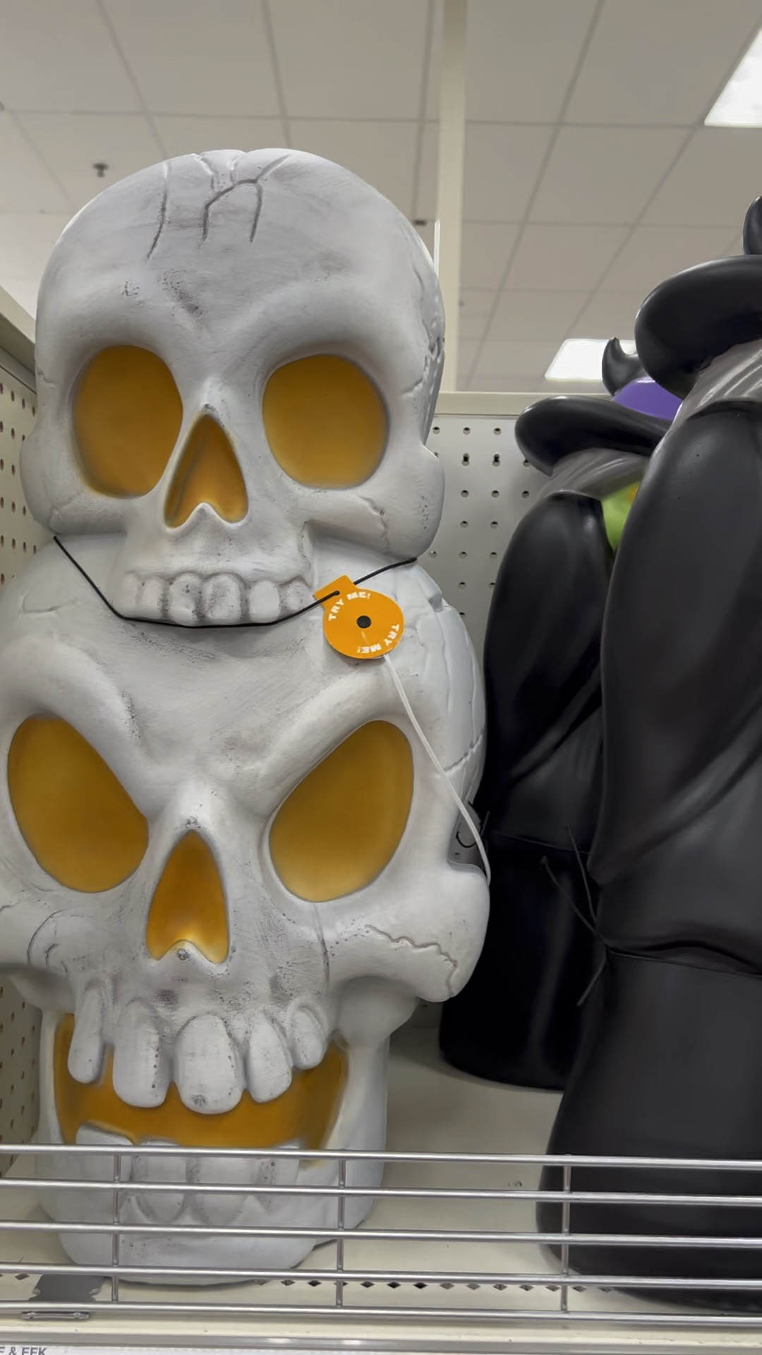 Target // outdoor decoration //
Halloween // pumpkin

#LTKSeasonal #LTKHome