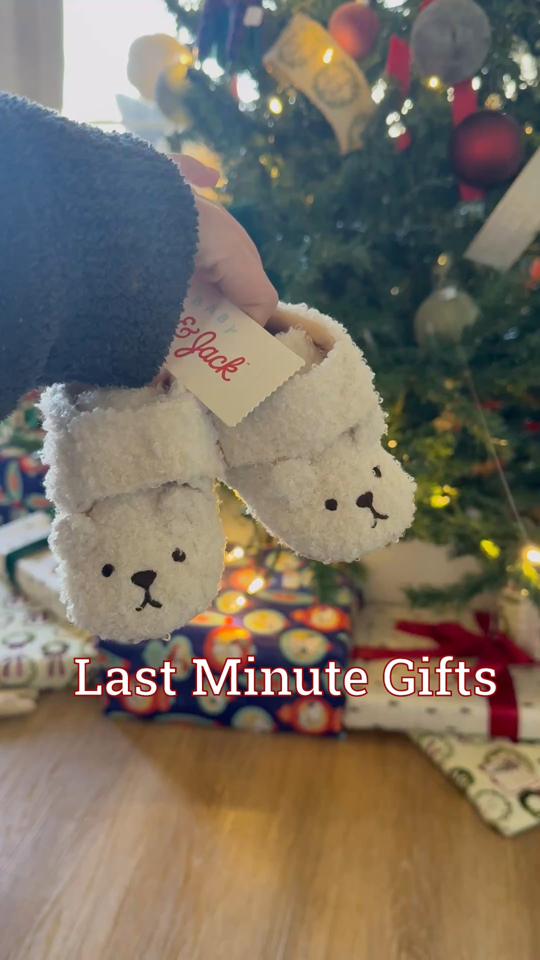 Last minute gift idea or stocking stuffer for your little one! These little baby slippers are so so cute! 

Target, target finds, target gifts, target baby, gift guide, last minute gifts, gifts for baby, stocking stuffers for baby, gift guide for baby, Christmas 

#LTKBaby #LTKHoliday #LTKGiftGuide