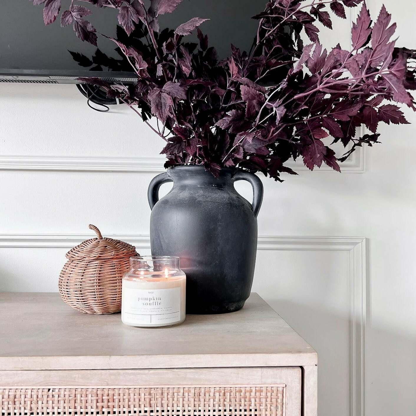100% Soy Candles Handpoured | 22 oz Standard Glass Candle | Forget Me Not Candle