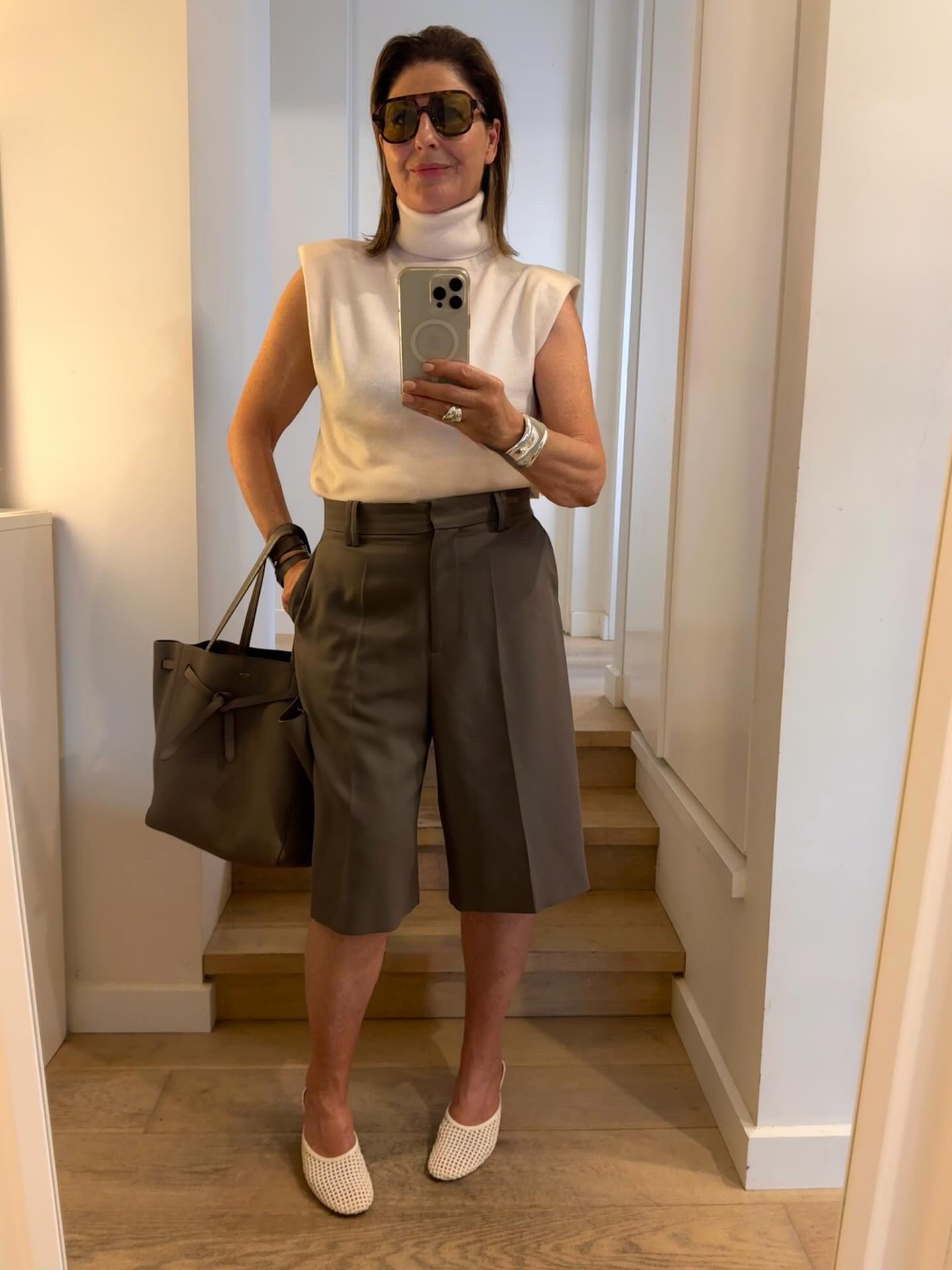 Shorts ! 
Just as easy as pants , as cool as a skirt. 
When you don’t want to wear jeans.
But you want to look chic & relaxed.
The secret : Heels ! 
It’s about wearing shorts in a more sophisticated way. In a longer length. 
Because these are city shorts & not beach shorts ok ?! 
Shop my picks ! 

#LTKover50style #LTKstyletip #LTKaustralia