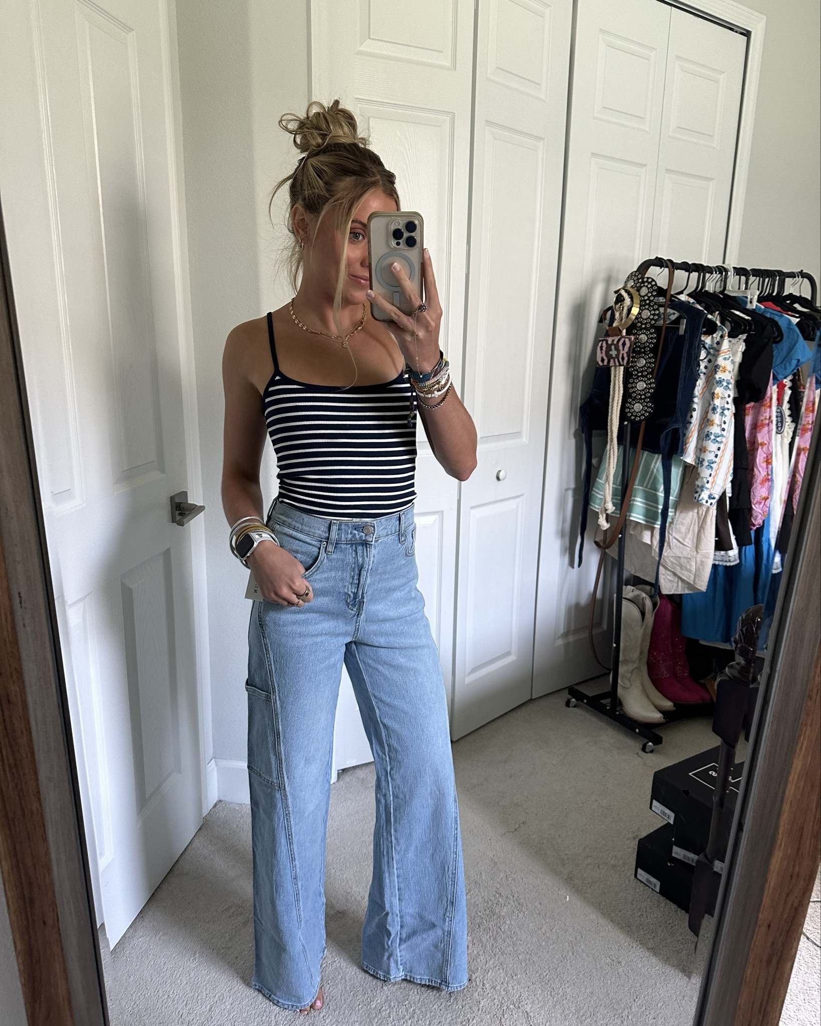 Pacsun. Make a statement with PacSun's Stretch Medium Indigo Paneled Wide Leg Jeans. Crafted for comfort and style, these high-waisted jeans feature a unique paneled design with added patch pockets, a stretchy fabrication, and a wide-leg silhouette, delivering a fashion-forward look that effortlessly blends functionality and style. Size 25. 

#LTKStyleTip #LTKFindsUnder50 #LTKSaleAlert
