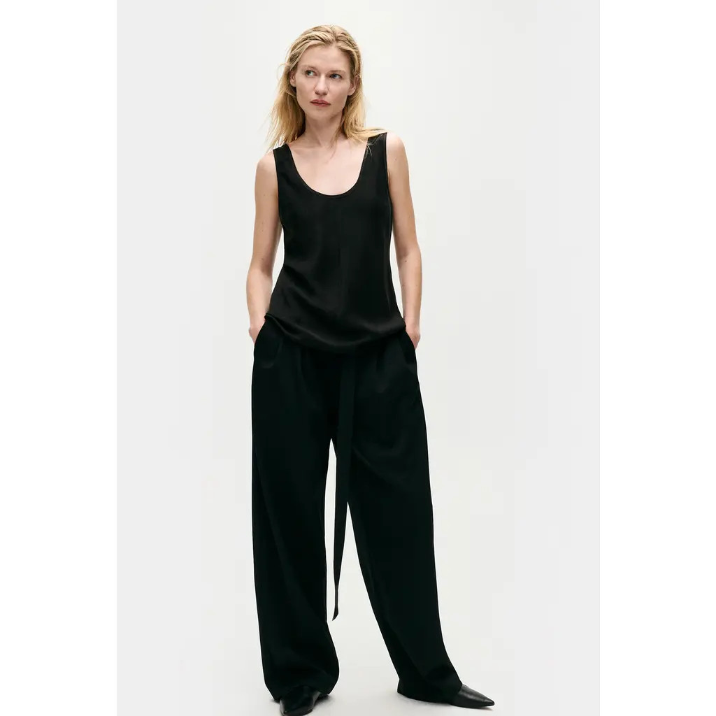 SILK LAUNDRY SCOOP NECK TANK BLACK at Nordstrom, Size X-Small Au | Nordstrom