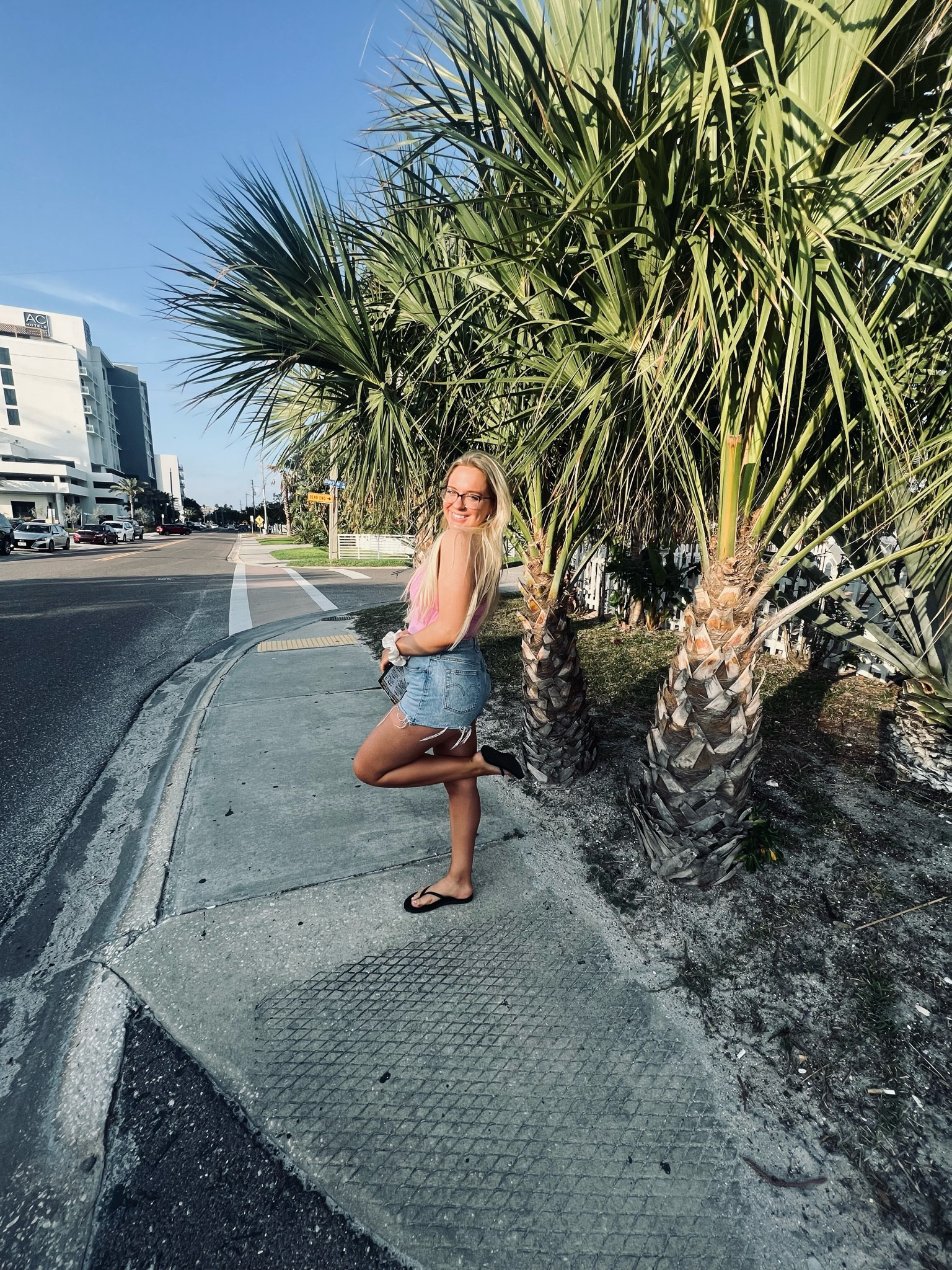 Summer fit

Top is in a different color but watch for when pink comes back in stock!

Jean shorts, denim, levi shorts, 501 shorts, aerie, tank top, built in bra top, tank, vacation outfit

#LTKFestival #LTKSeasonal #LTKbeauty