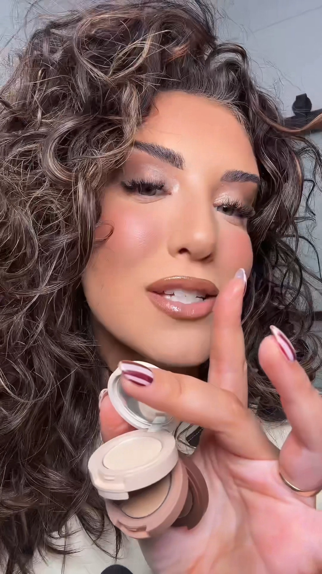 Quick and easy shadow! 

#LTKBeauty #LTKmomlife #LTKselfcare