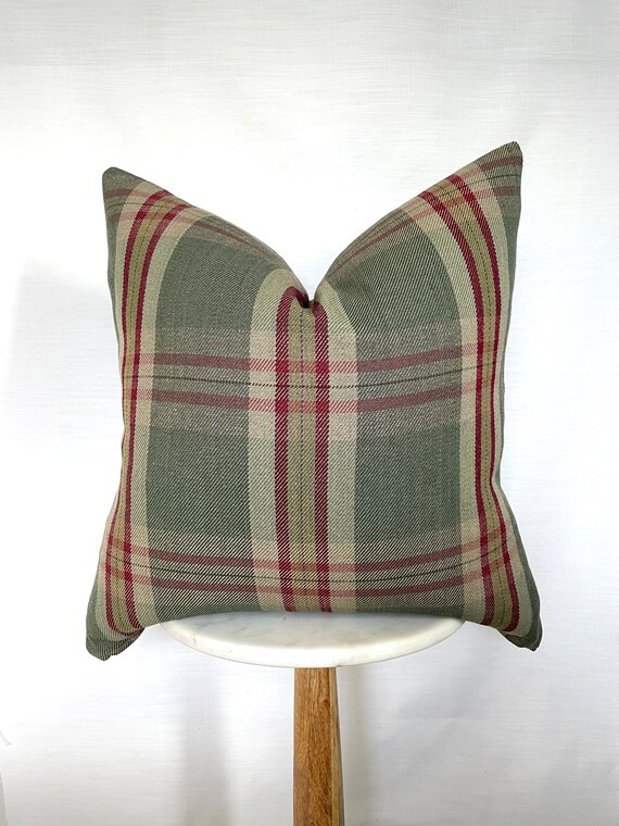 Holiday Plaid Green and Red Cabin or Farmhouse Pillow Covers - Etsy | Etsy (US)