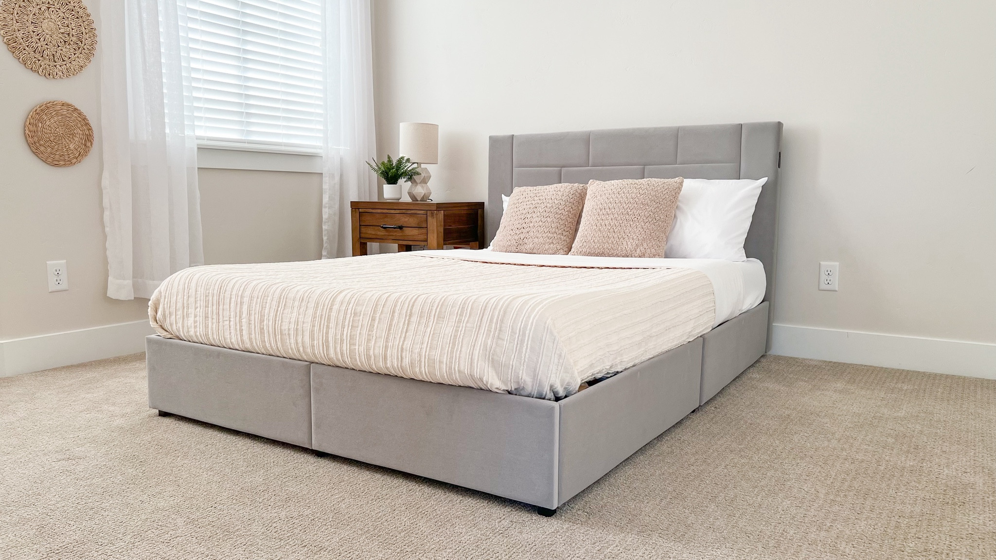 Bed Frame

#LTKhome #LTKSeasonal #LTKfamily