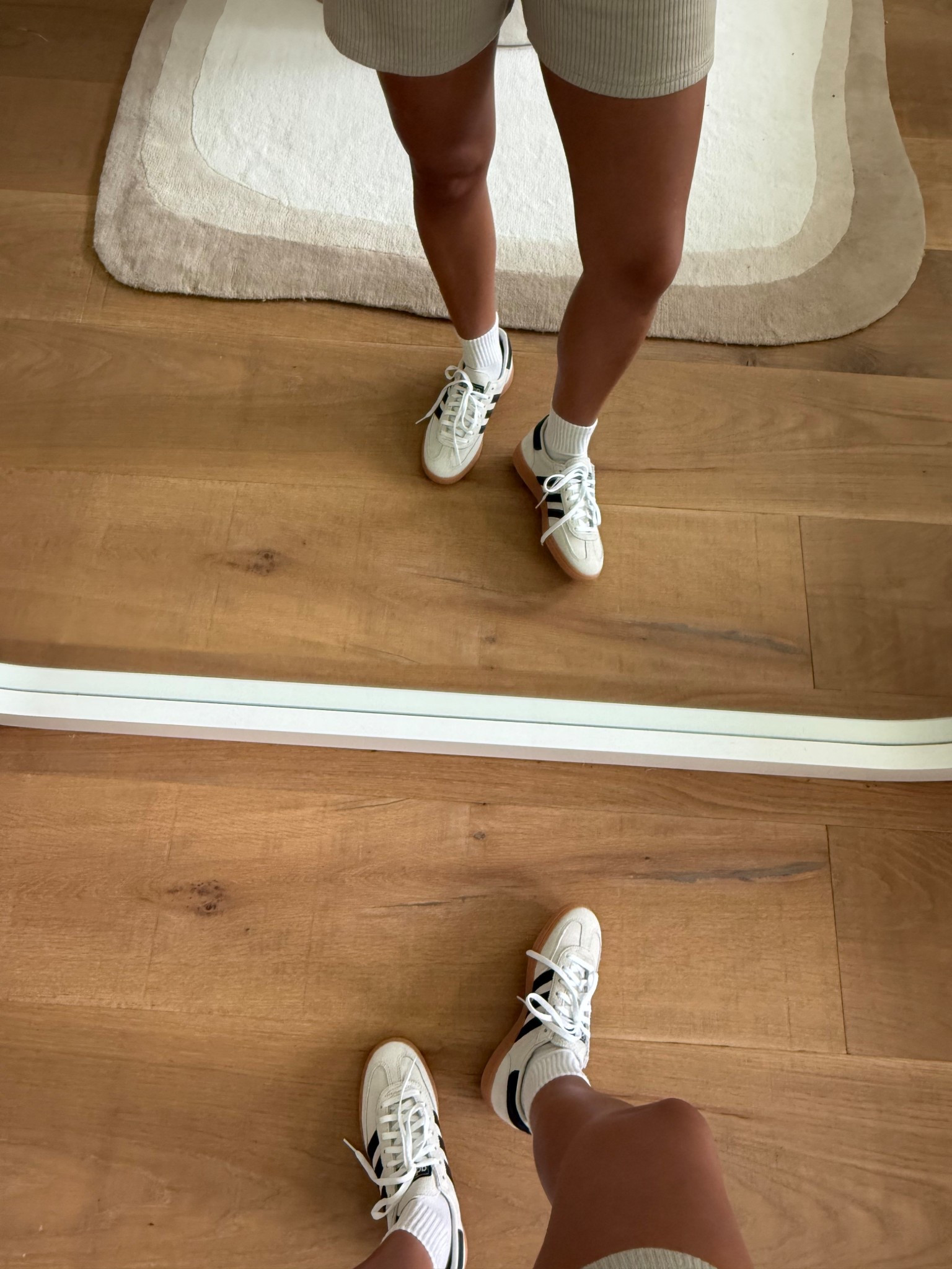 neutral sneakers 🖤

Adidas sneakers | Adidas shoes | adidas spezials | Adidas spezial sneakers | Adidas sambas sneakers | Adidas gazelle sneakers | neutral adidas sneakers |

#LTKActive #LTKShoeCrush #LTKFindsUnder100