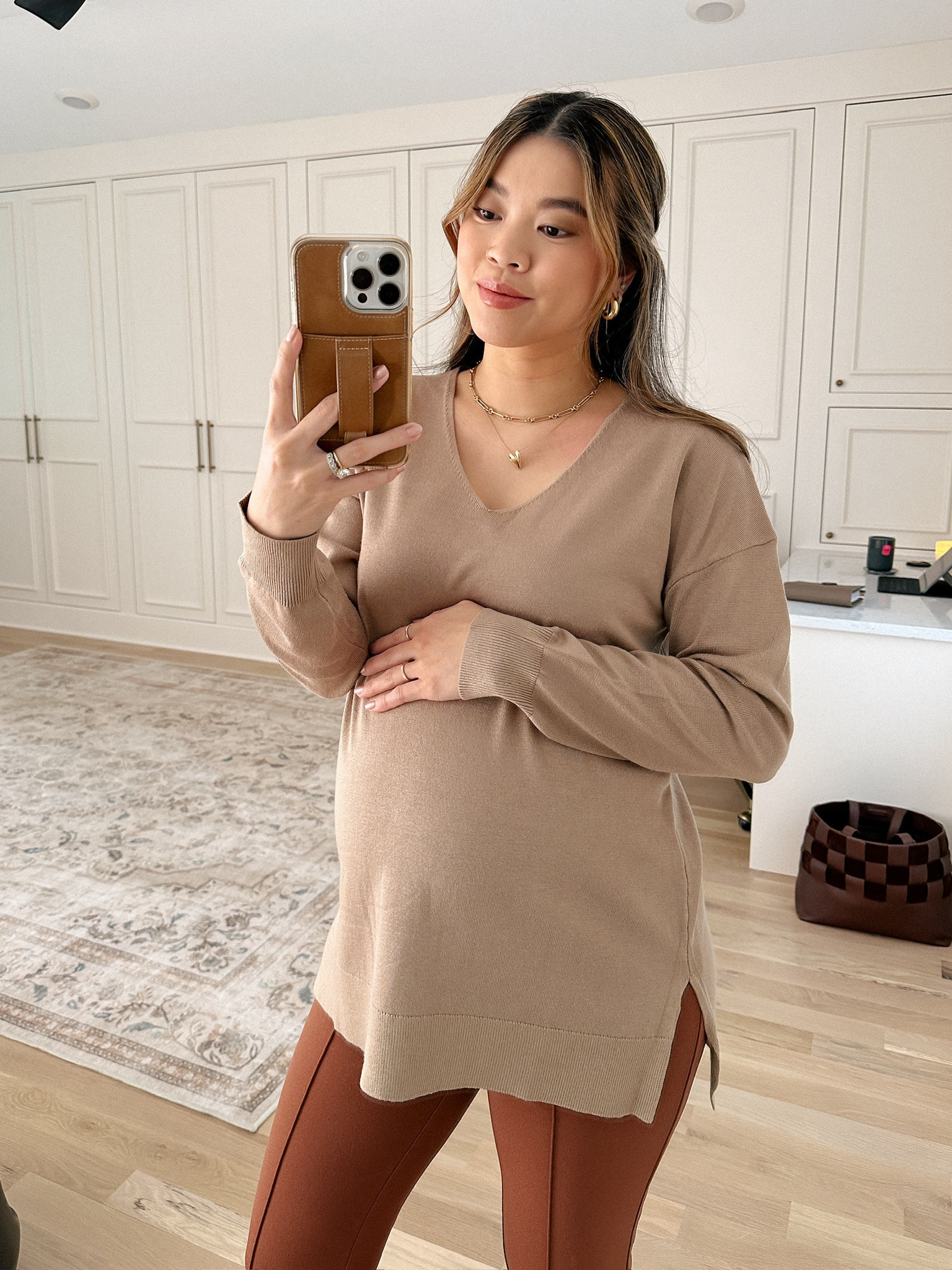 Cozy outfit for everyday wear!

vacation outfits, winter outfit, Nashville outfit, winter outfit inspo, family photos, maternity, ltkbump, bumpfriendly, pregnancy outfits, maternity outfits, work outfit, 

#LTKworkwear #LTKbump #LTKSeasonal