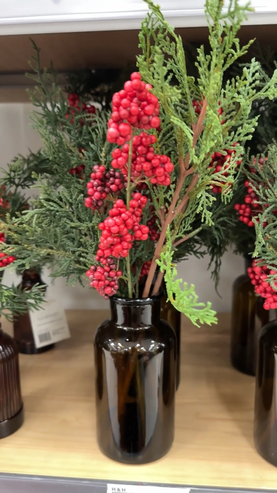 Simple, timeless, and so festive ✨ This artificial cypress arrangement from Target comes in a beautiful brown glass vase, the perfect way to add a touch of holiday greenery to any space 🤎🌿 #TargetFinds #HearthAndHand #HolidayHome #LTKHoliday #LTKHome

#LTKHome #LTKStyleTip #LTKSeasonal