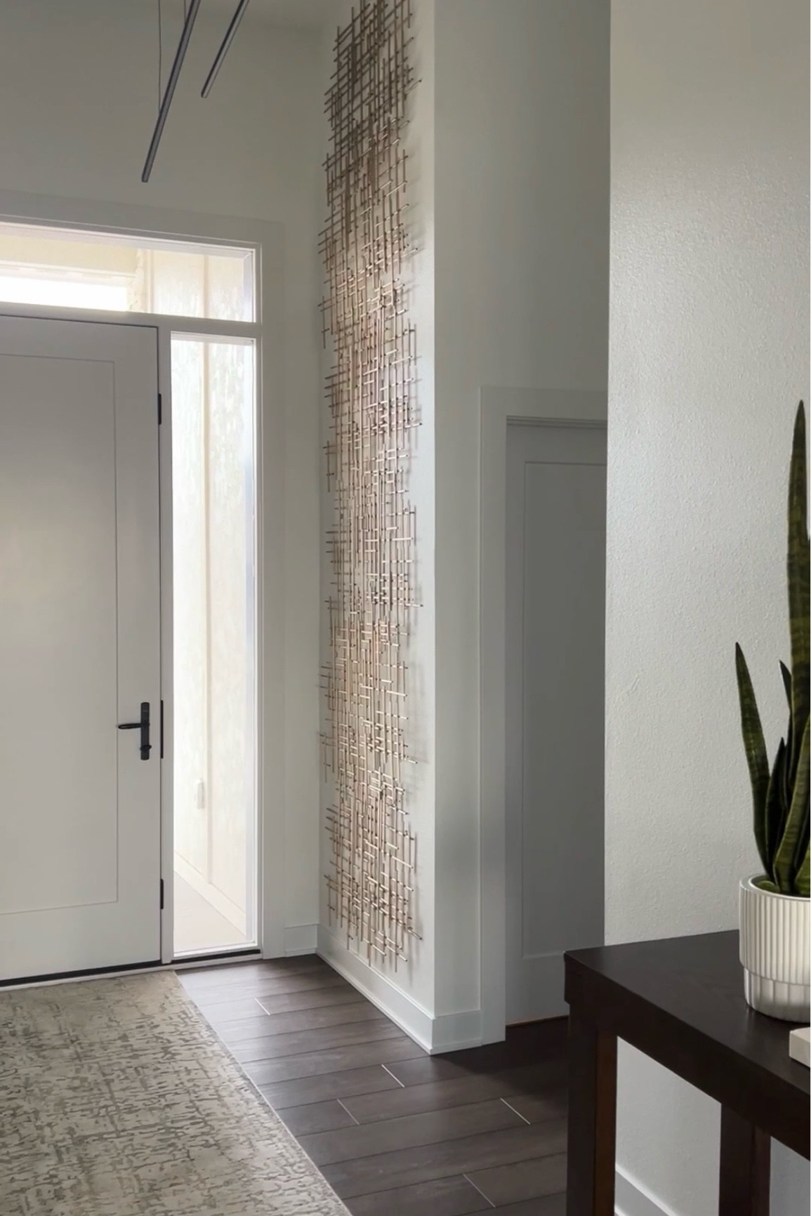 Easy accent wall DIY with metal wall art from target! I have 12 ft ceilings and used 6 pieces to create this seem less look.

home decor // modern home decor // decor // modern home // modern minimalist home // amazon home // home decor amazon // home decor 2023 // amazon home decor // wayfair // target home // target decor // home // 


#LTKstyletip #LTKfindsunder100 #LTKhome