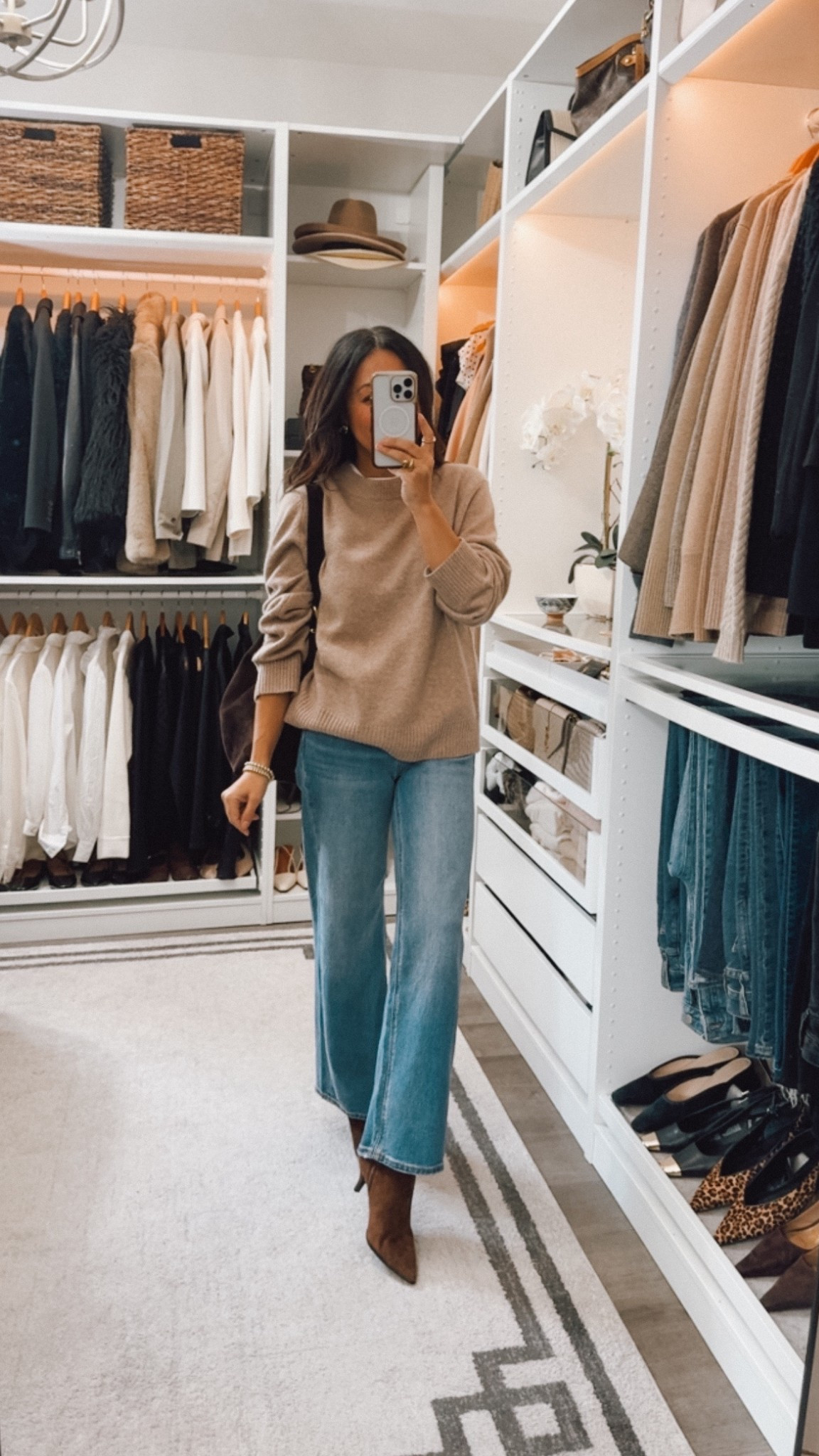 Oversized cashmere sweater back in stock! ⭐️

#LTKOver40 #LTKootd