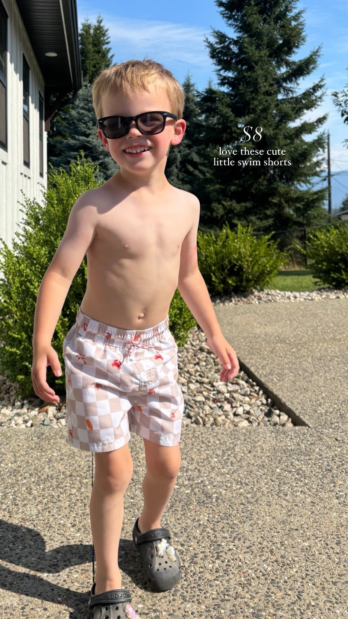 Love these cute little beige swim shorts 🦀, only $8 from Walmart Canada a couple sizes left

#LTKcanada #LTKswimwear #LTKkids