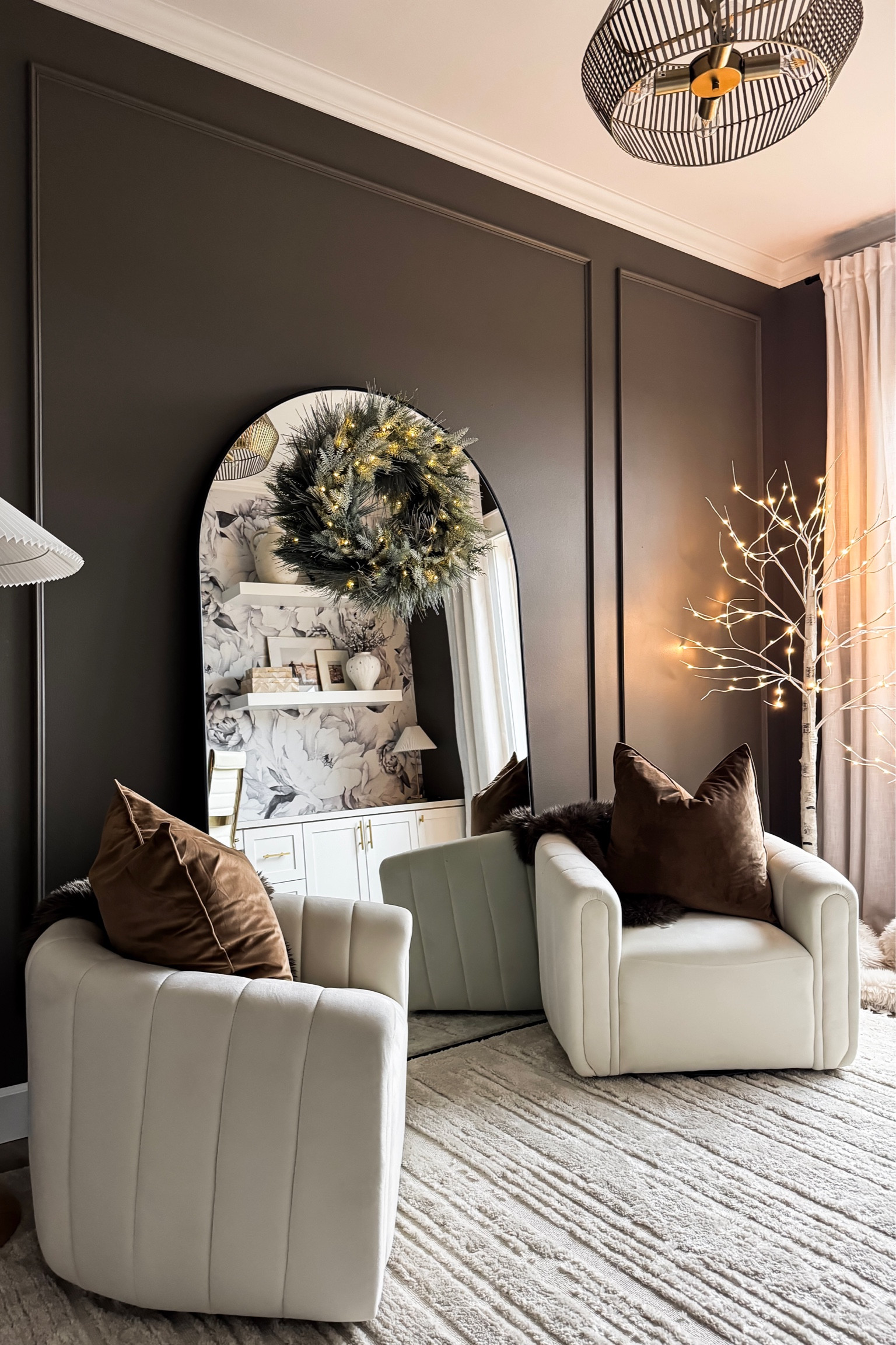 You all are still loving this arched mirror and so am I! It definitely adds dimension to my home office.

Home  Home decor  Home decor inspo  Arch mirror  Floor mirror  Accent chair  Home office  Office decor  Office seating 

#LTKhome #LTKSeasonal #LTKMostLoved