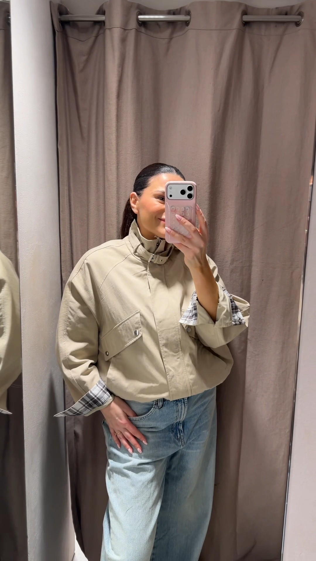 Zara spring otter
Funnel neck 
High neck 
Contrast 
Baggy jeans 
Size 12 
Midsize 


#LTKjeans #LTKspring #LTKuk