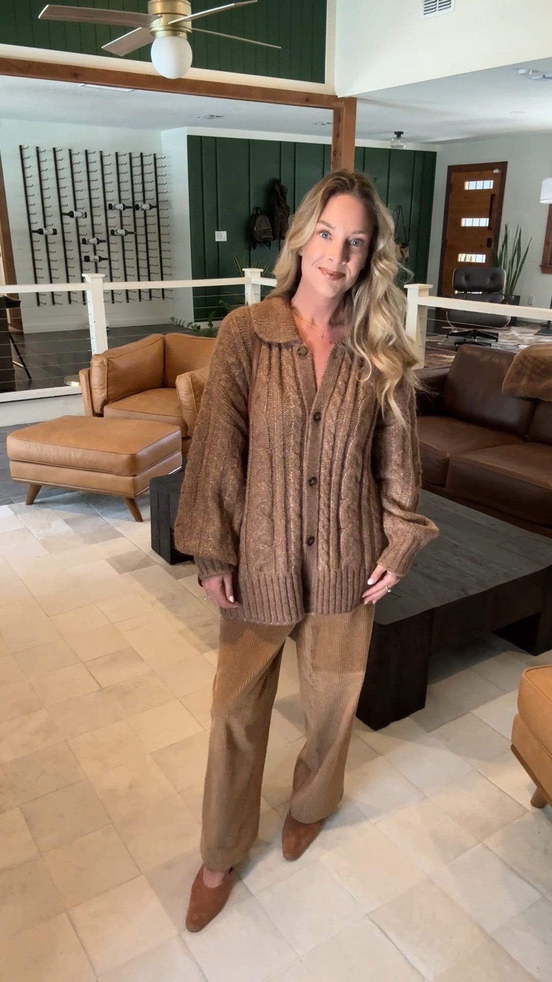 The grandpa sweater of my dreams! 😍😍😍

Top: XS 
Bottoms: XS 



#LTKootd #LTKgrwm #LTKvlog