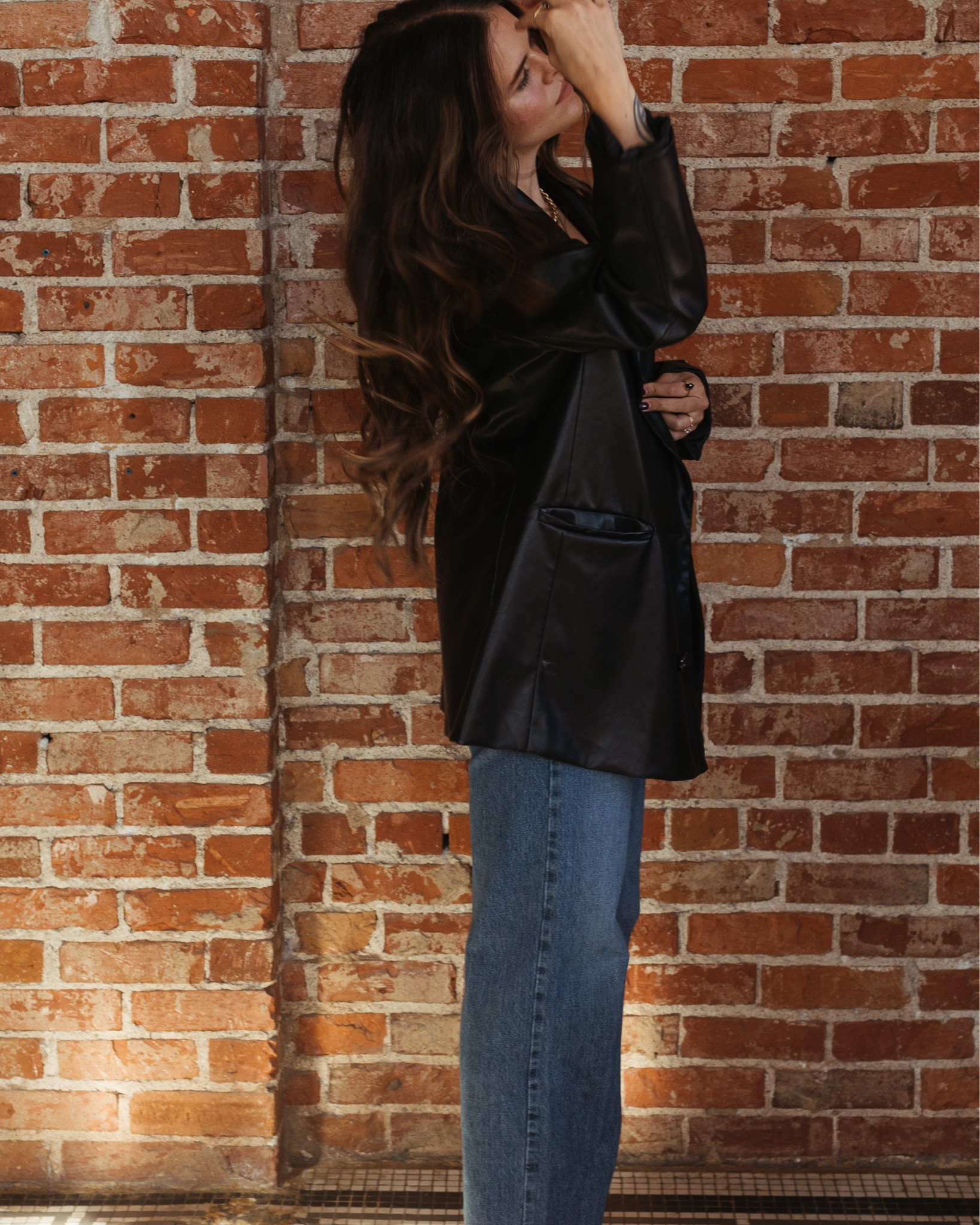 Everything I’m wearing plus THE BEST curling iron 🫶🏼

#LTKU #LTKStyleTip #LTKHoliday