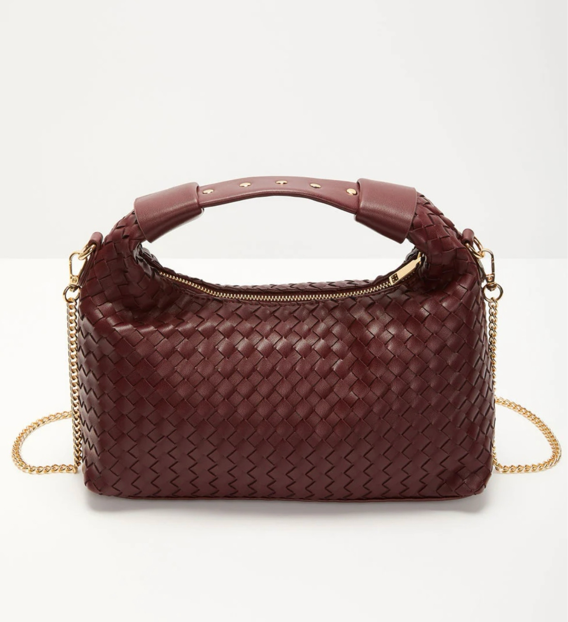 This Merlot bag! Designer-inspired and beyond chic with the woven leather and gold hardwaree

#LTKItBag #LTKFindsUnder100 #LTKOver40