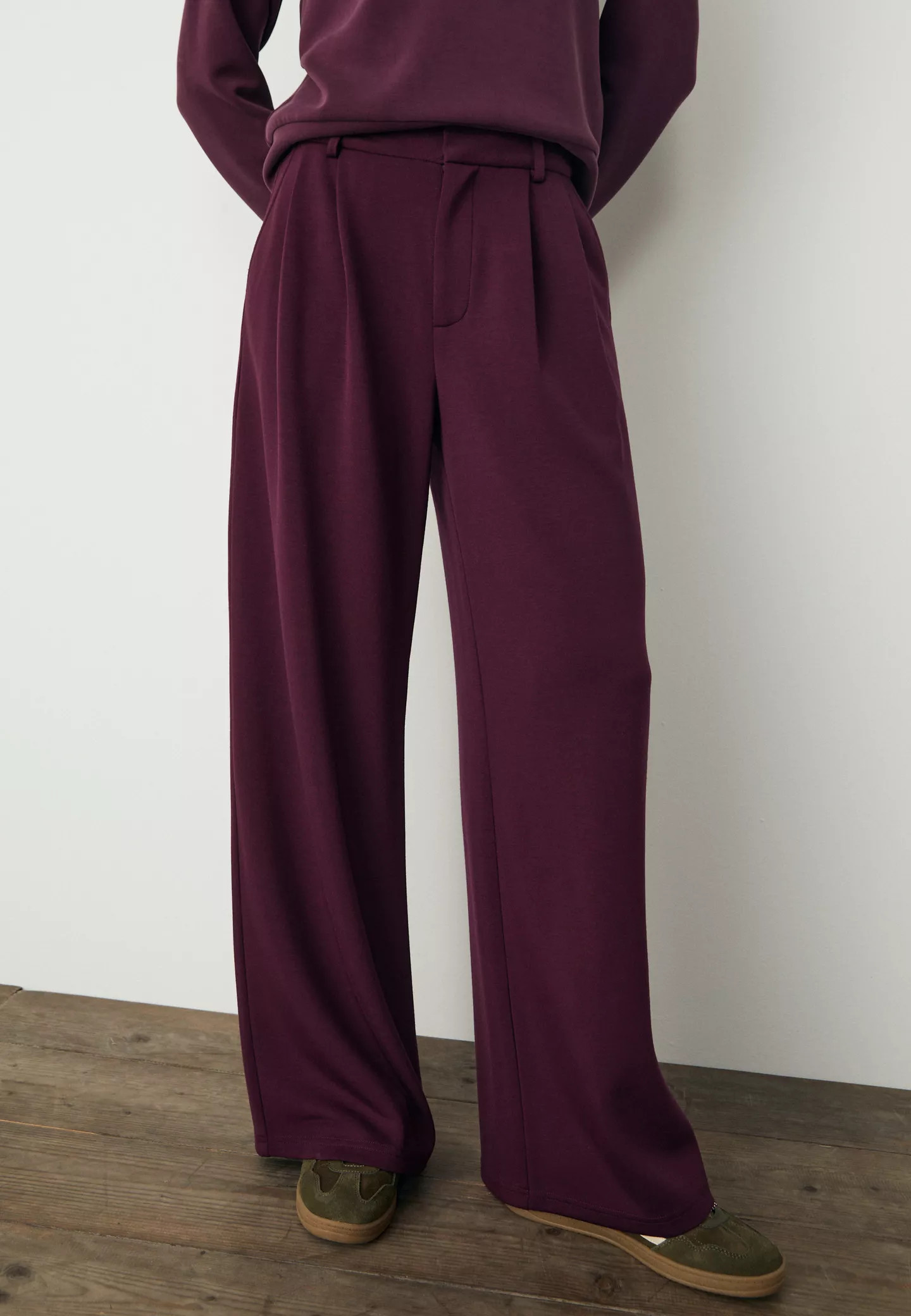 Soft-touch dress trousers - Women's Limited Edition | Stradivarius United Kingdom | Stradivarius (UK)