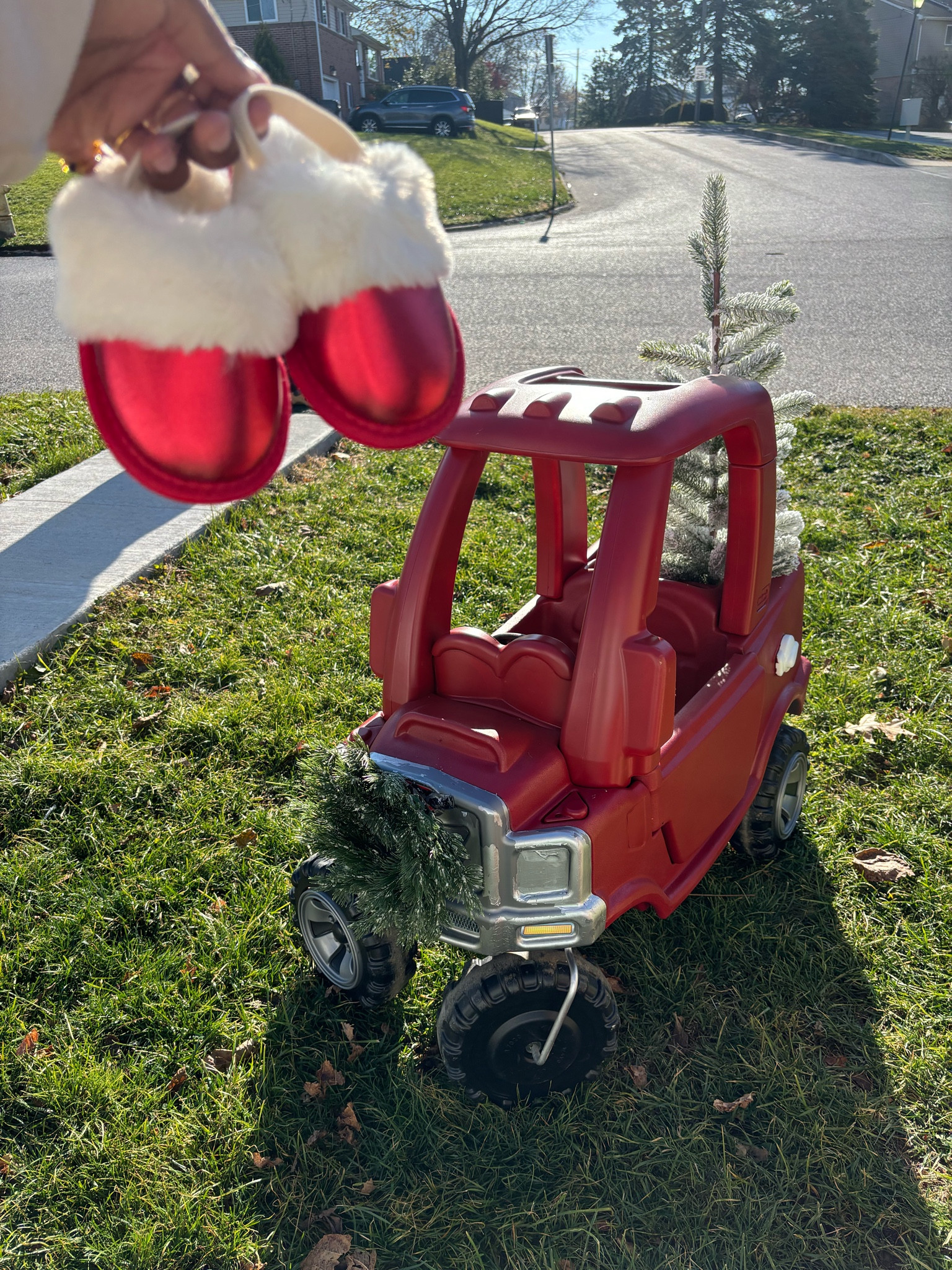 It’s beginning to look a lot like Christmas 🥹❤️

#LTKHoliday #LTKKids #LTKSeasonal