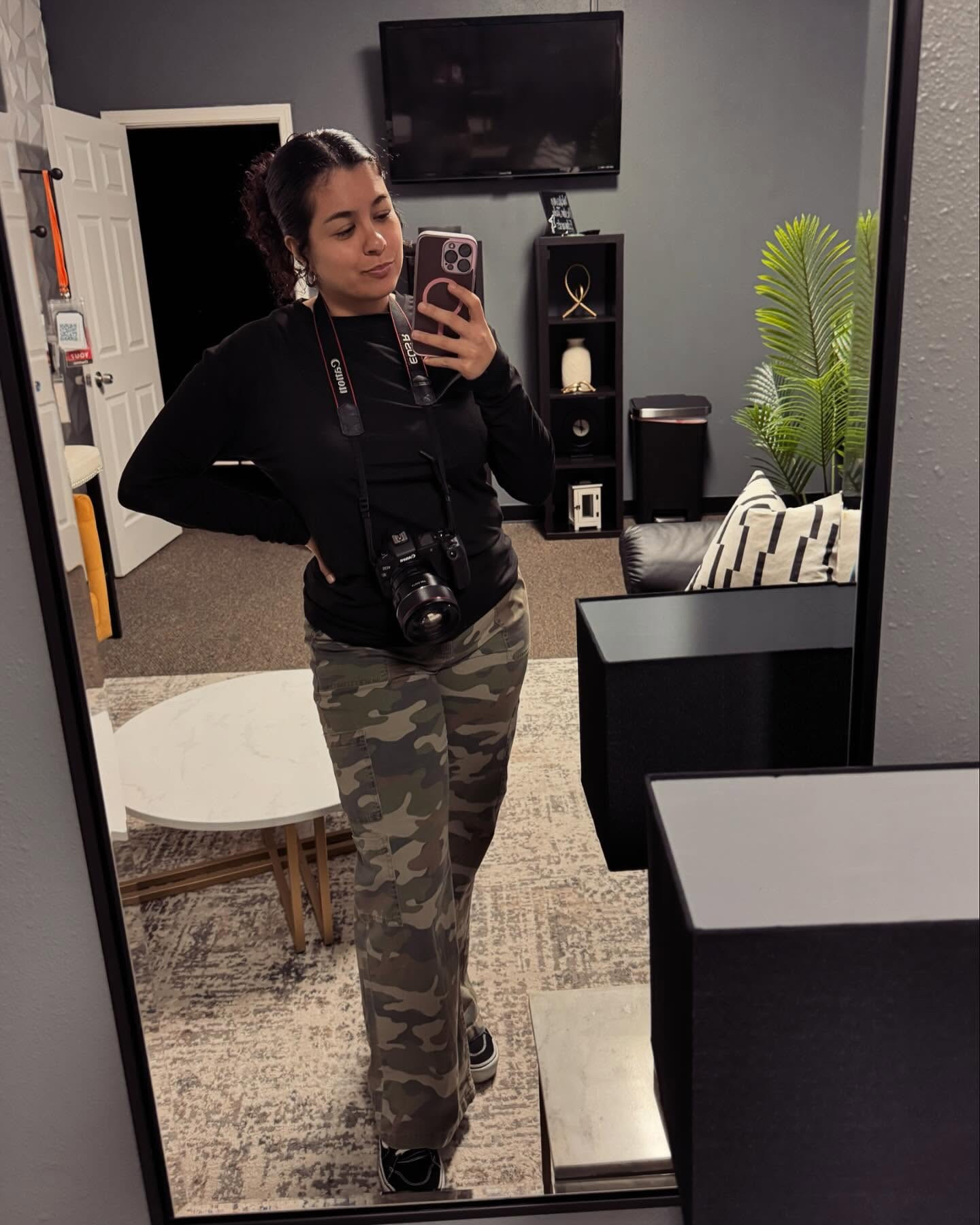 I know a full length mirror hates to see me coming🪞 

#LTKSeasonal #LTKStyleTip #LTKMidsize
