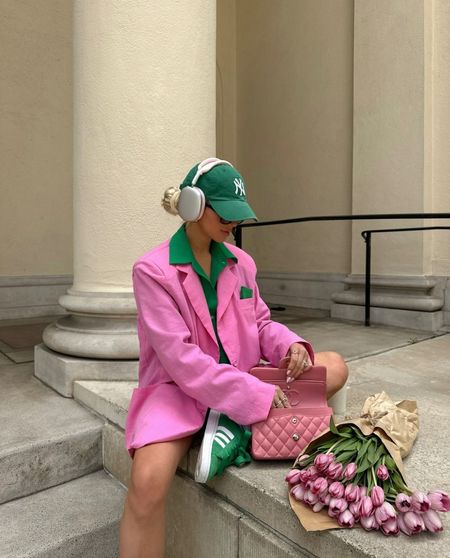 *matches everything* 🌸🌱

Spring outfit, blazer outfit, colorful outfit, summer outfit, pink blazer, color combination inspo, business casual outfit 

#LTKShoeCrush #LTKStyleTip
