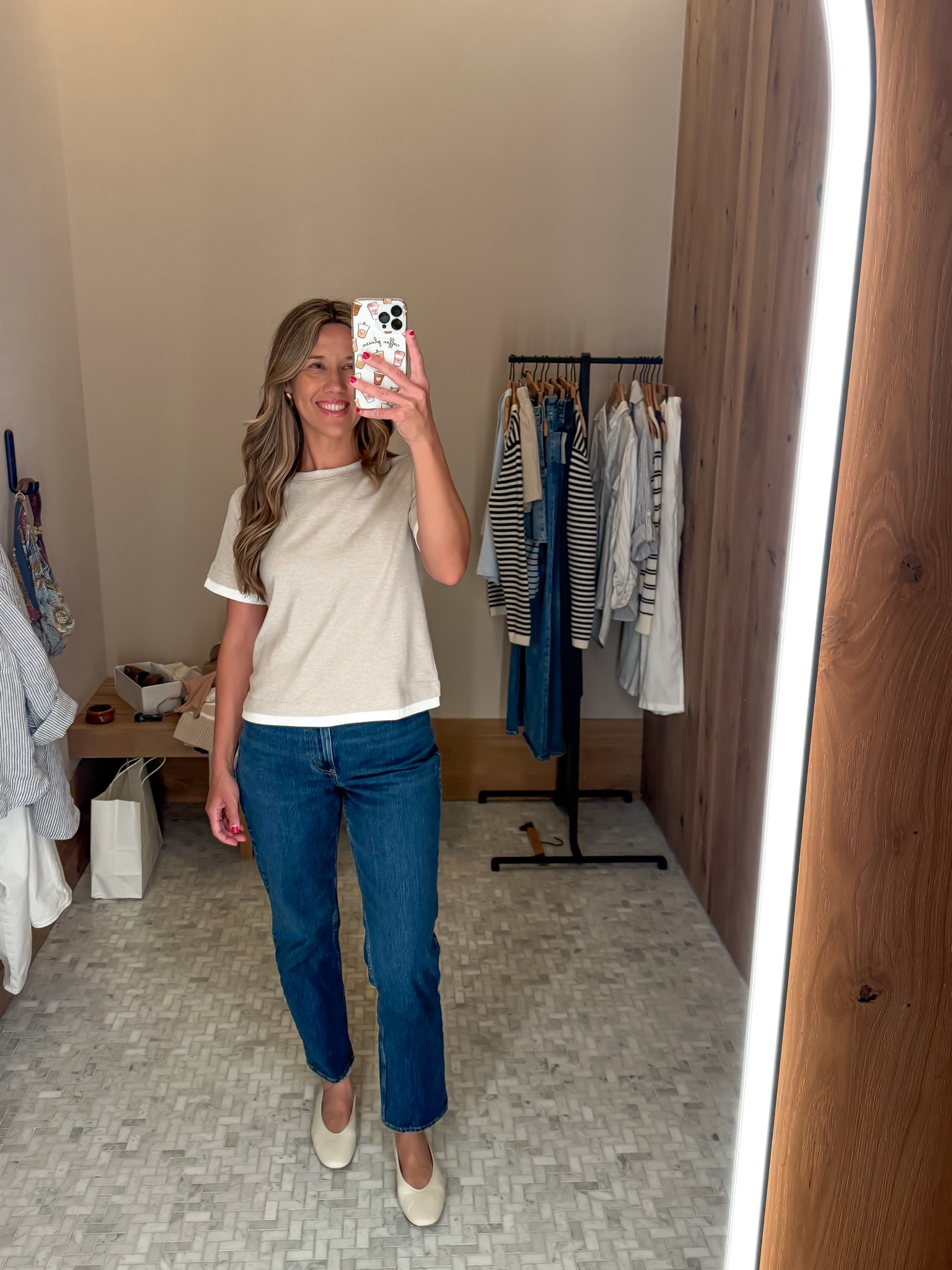@Aritzia try on haul
Tee small 