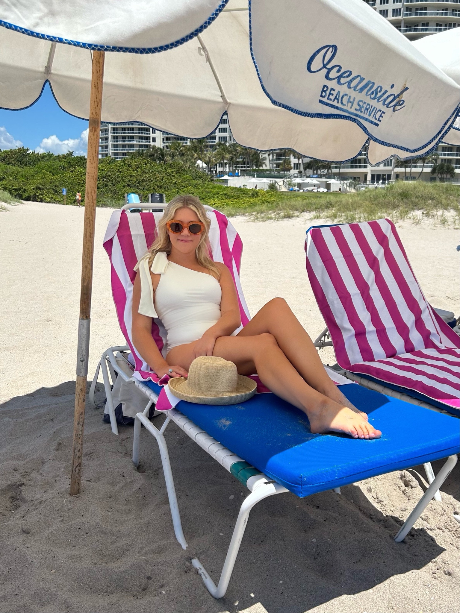 Bach beach day!🐚

PS @summersalt is having their warehouse sale and everything is 30% off! Linked this swimsuit and some other favs☀️

#LTKswim #LTKtravel #LTKwedding