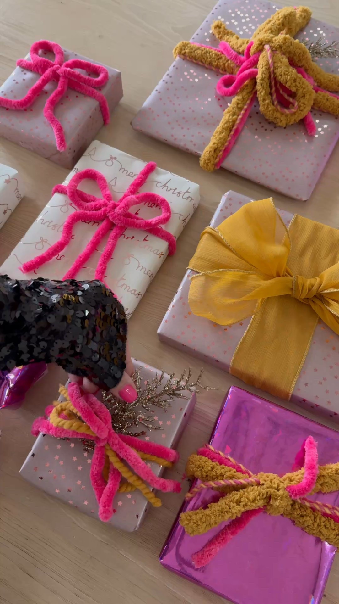 Christmas wrapping inspo ✨✨✨

#LTKHome #LTKGiftGuide #LTKHoliday