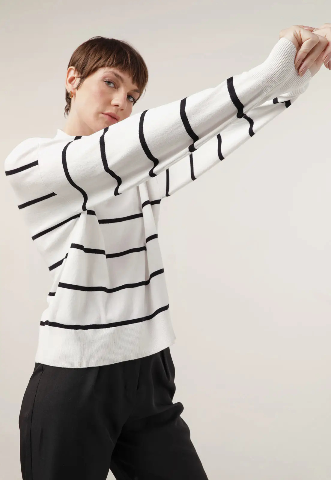 Suéter Tricot Hering Listrado Branco | Dafiti (BR)