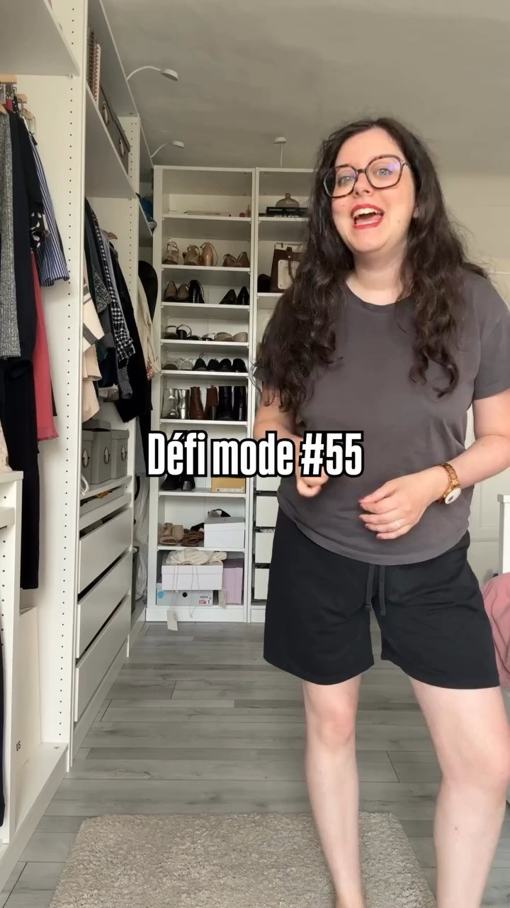 Nouveau #defimodeclaire✨
Aujourd’hui, on m’a lancé le défi de créer un look avec un pantalon en lin noir.

Alors, défi réussi ou raté ?

#LTKsummer #LTKstyletip #LTKmodest