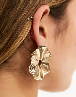 ALDO textured round button statement earrings in gold | ASOS (Global)