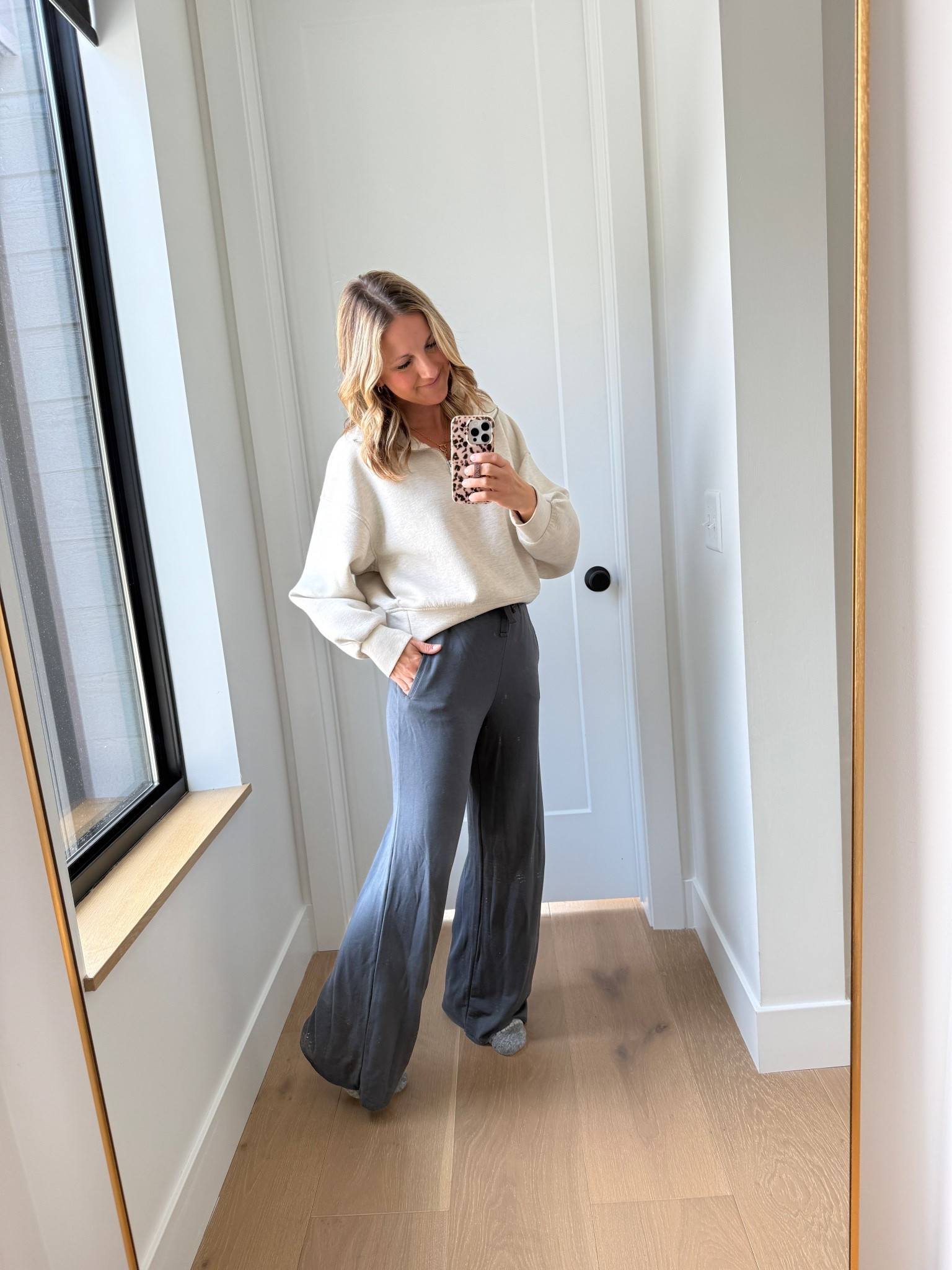 Super soft and flowy sweatpants- my  favorites for 40% off today!! 

#LTKOver40 #LTKFindsUnder50 #LTKStyleTip