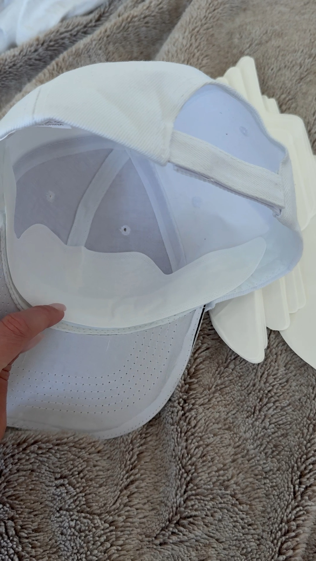 For all my hat girls who also like to wear make up without ruining it, this is a game changer! 
Super easy to stick and keep your hats make up free! 