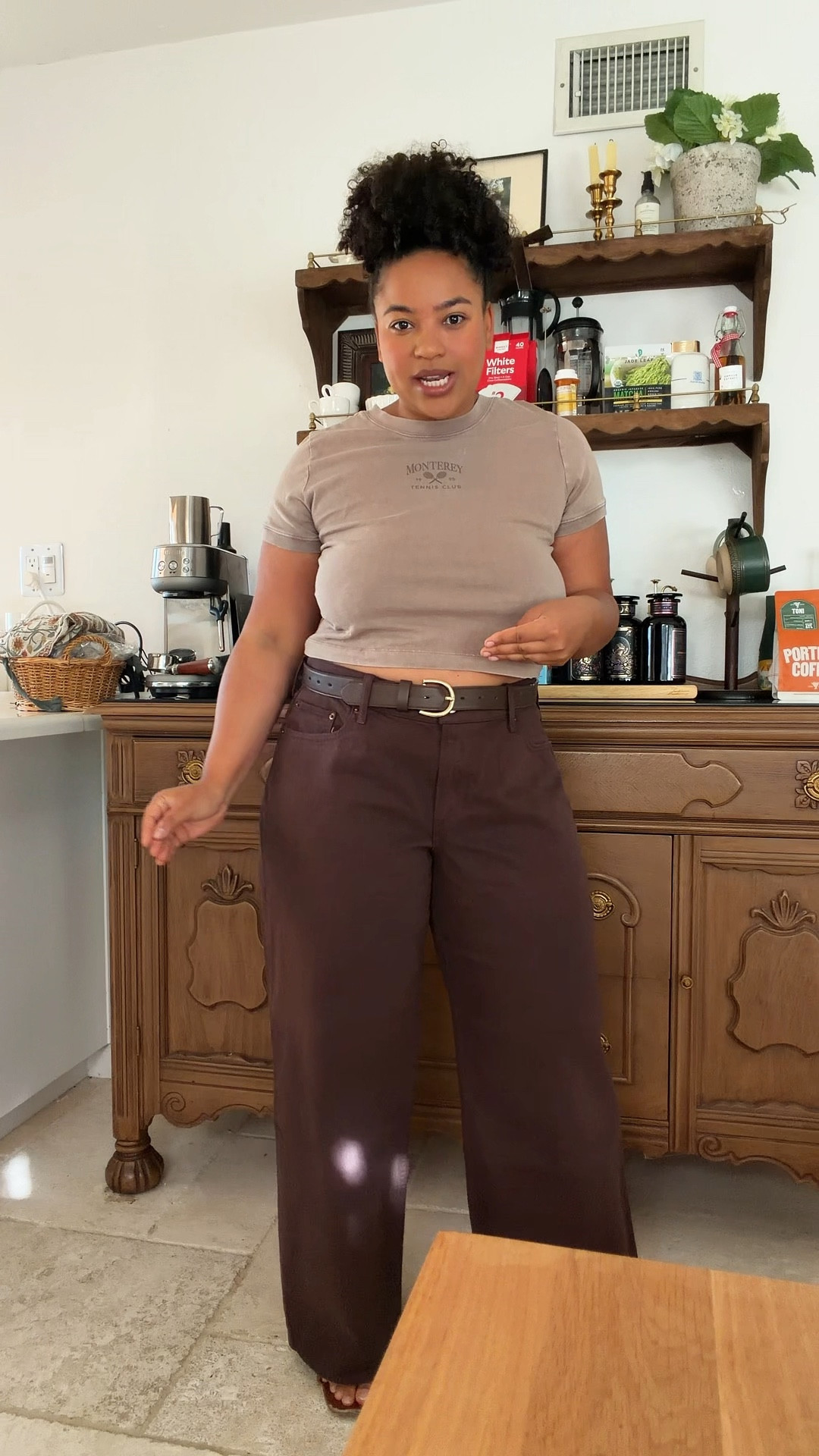 My new favorite jeans!!

#LTKFindsUnder100 #LTKMidsize #LTKootd