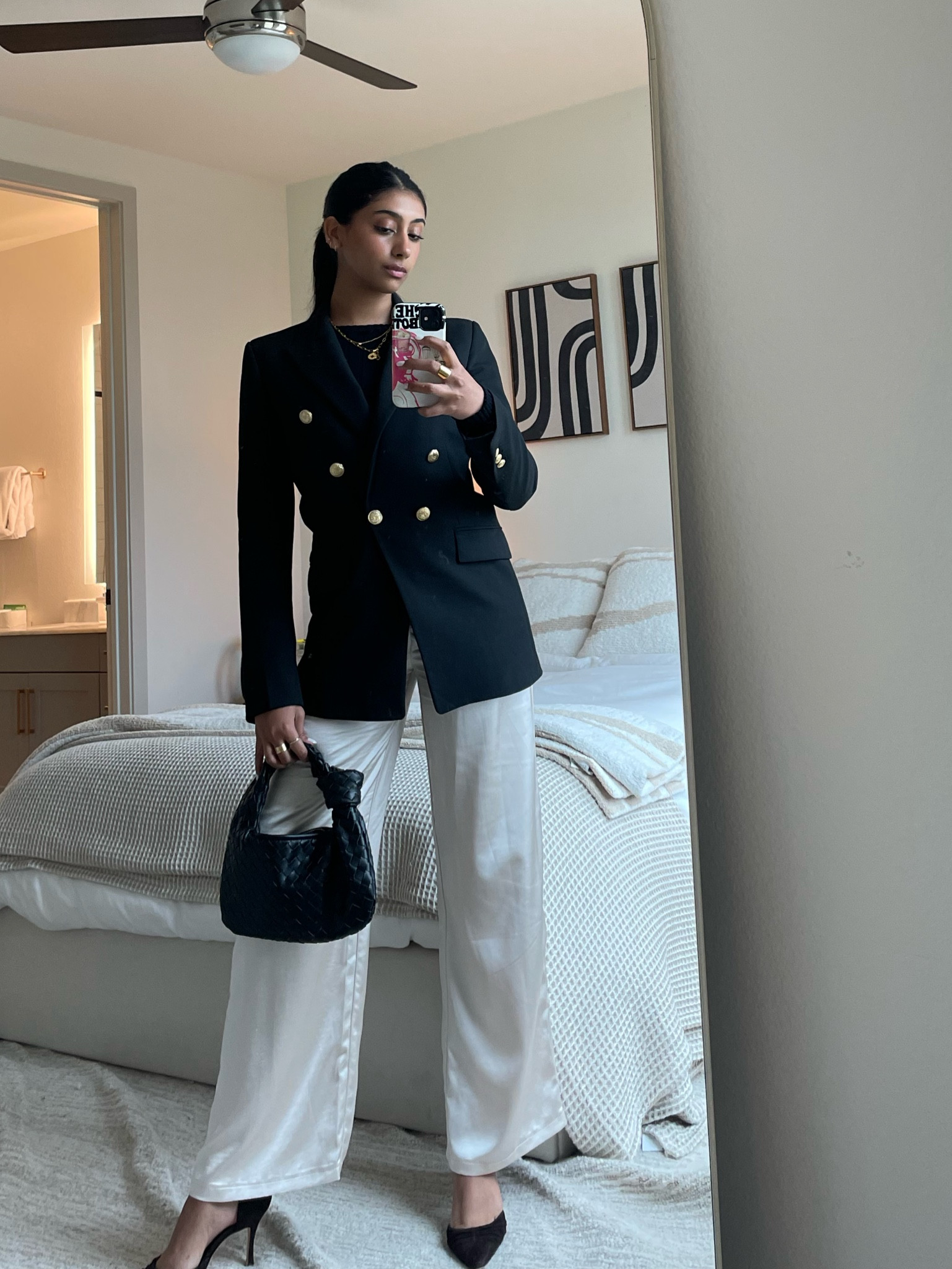 Work outfit today! My favorite silk trousers paired with a black blazer and vintage manolos🤍🖤


#workoutfit 

#LTKitbag #LTKworkwear #LTKstyletip