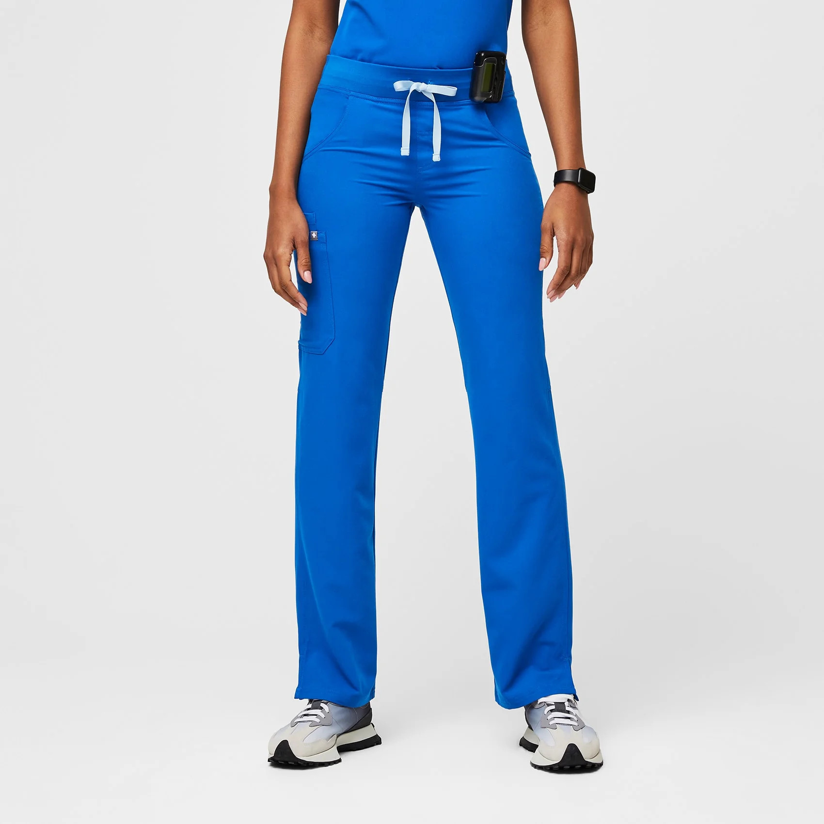 Women's Kade Cargo Scrub Pants - Royal Blue · FIGS | FIGS
