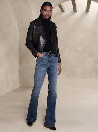 The Relaxed Flare Jean | Banana Republic (US)