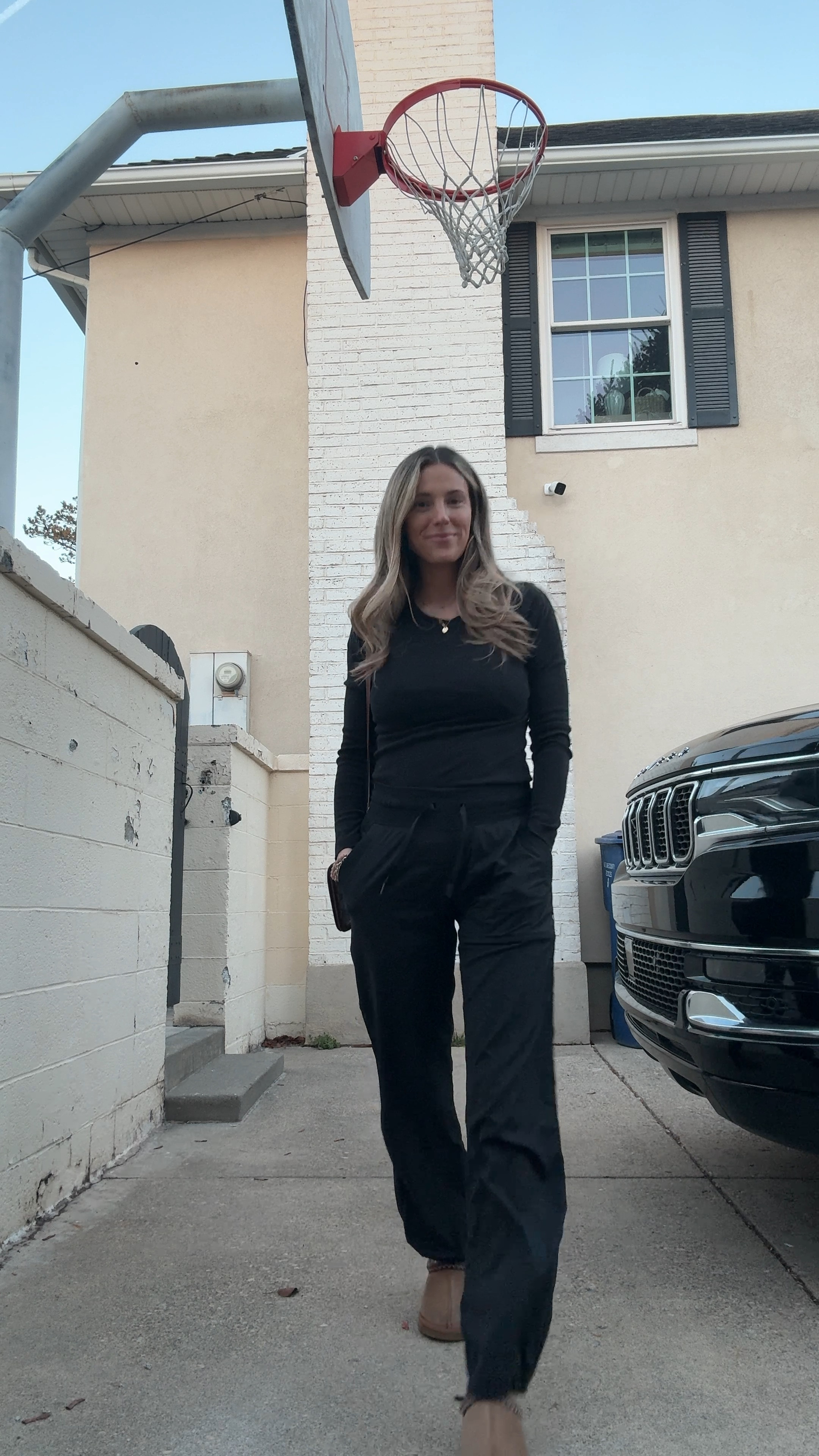 My favorite pants for postpartum! 