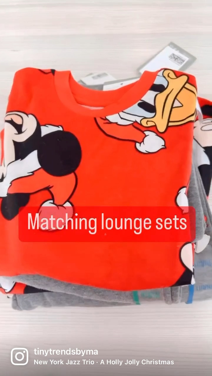 The tshirts are back at H&M. Linked below 

#LTKSeasonal #LTKHoliday #LTKGiftGuide