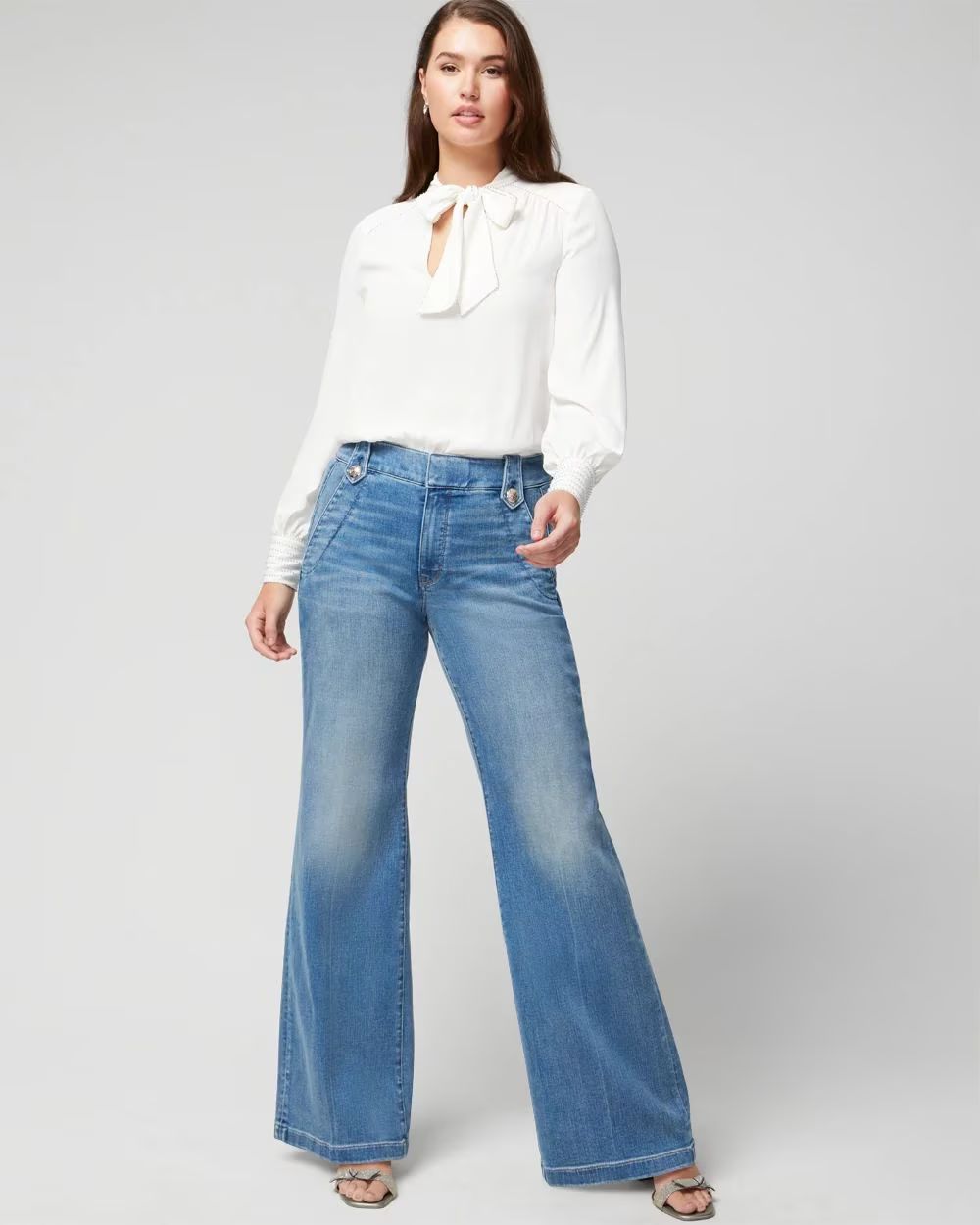 Curvy High Rise Every Day Soft Novelty Button Wide Leg Pant | White House Black Market