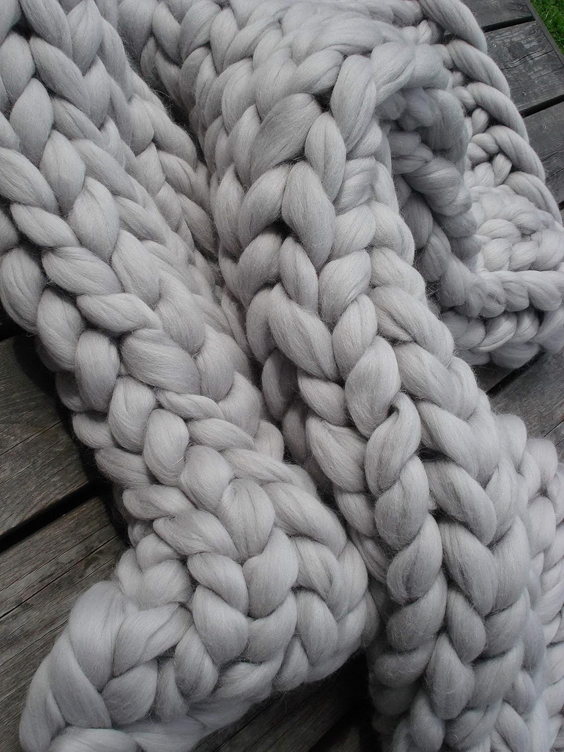 eacho Chunky Knit Blanket Soft Bulky Hand Made Throw for Bedroom Sofa Decor Super Large,Grey,47"x... | Amazon (US)