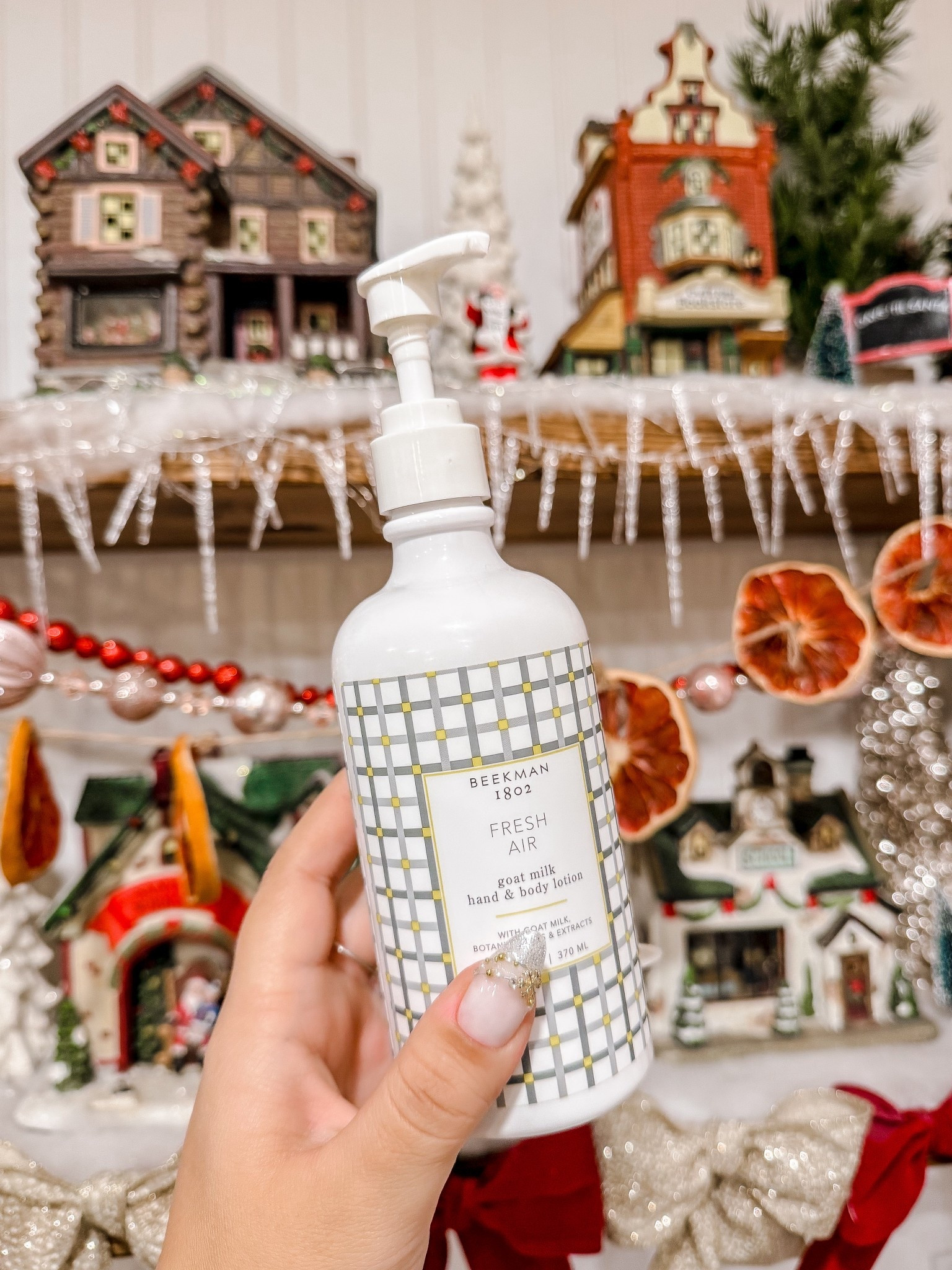 The best lotion! It smells sooo good, cleaner option, and they even have a fragrance free option! 

#LTKGiftGuide #LTKselfcare #LTKHoliday