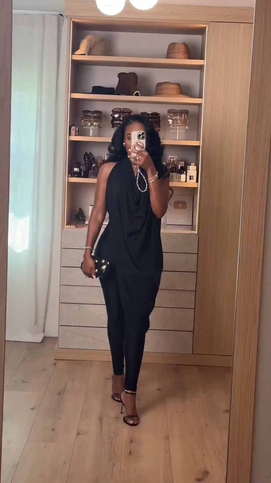 Scroll to shop! ✨ Everything from this look is linked below. 👇🏽    

Wearing: Size Small | 5’4” | 140 lbs | Denim 2 Long

📲   Download the FREE LTK app & follow me (@kirasfashionfinds) to shop all my daily finds.

#LTKootd #LTKPetite #LTKU