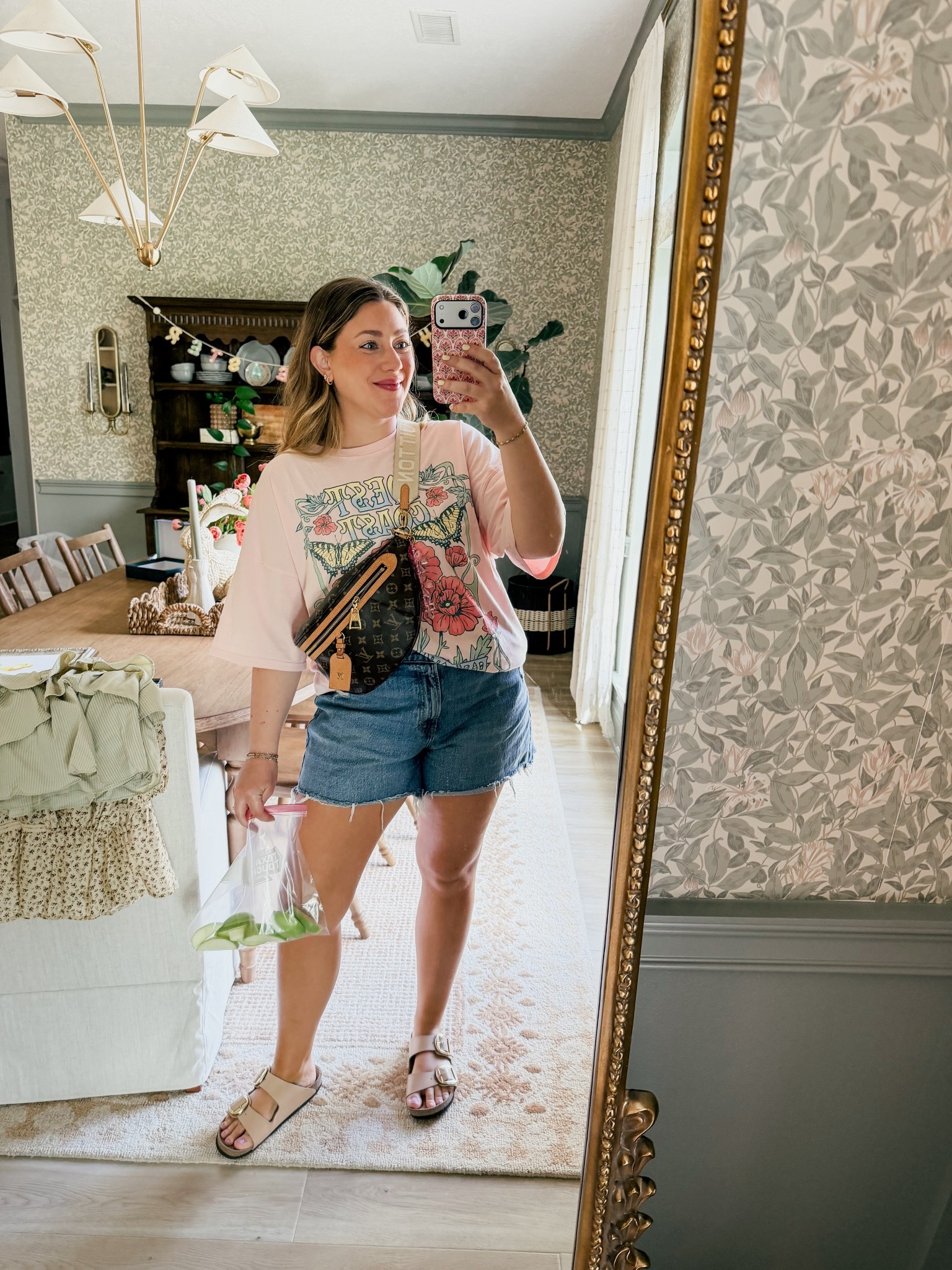 OOTD cutest graphic tee for under $15! I got an XL and it’s very oversized!!!

THEBLOOMINGNEST JCPenney Abercrombie spring summer 

#LTKSeasonal #LTKSaleAlert #LTKootd