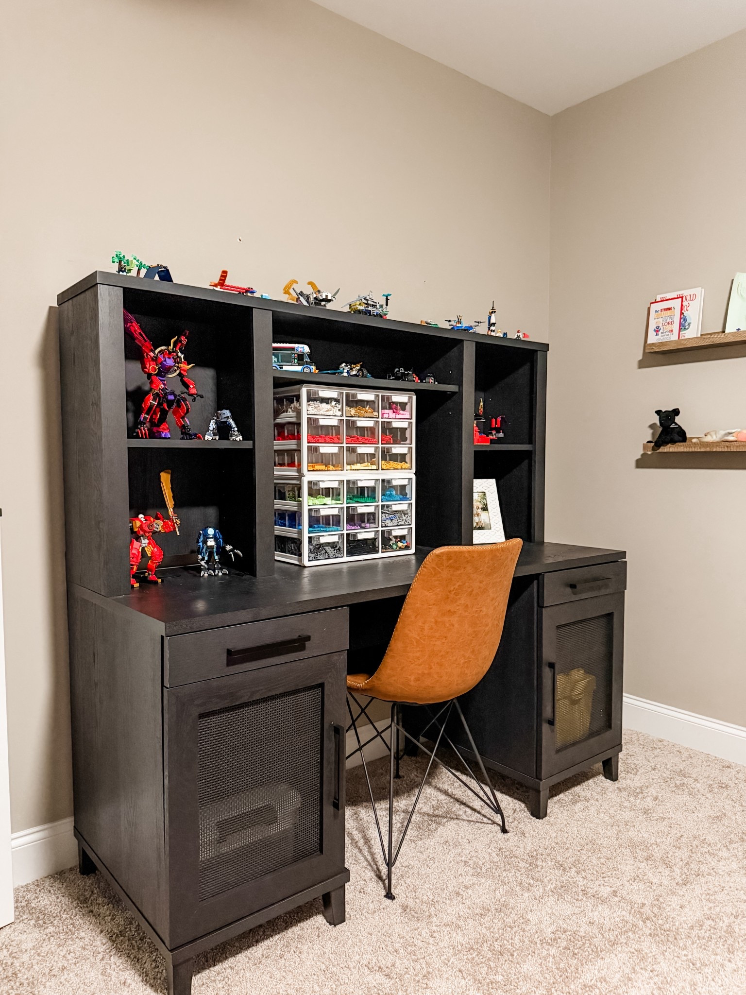 Now this is what I imagined when I got this Lego desk for Clark! It can get a little chaotic, but that’s what happens when you are getting creative! Last night we turned on some music and all teamed up together to tidy up the space. This color coding system has really worked well for Clark and how he builds. 🌈

#LTKHome #LTKKids #LTKFamily