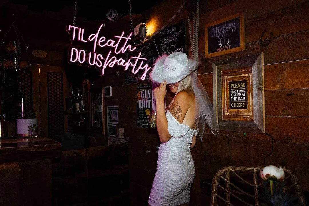 Til Death Do Us Party Neon Sign, Bar Neon Sign, Neon Wedding Sign, Wedding Backdrop, Neon Bar Bac... | Etsy (US)
