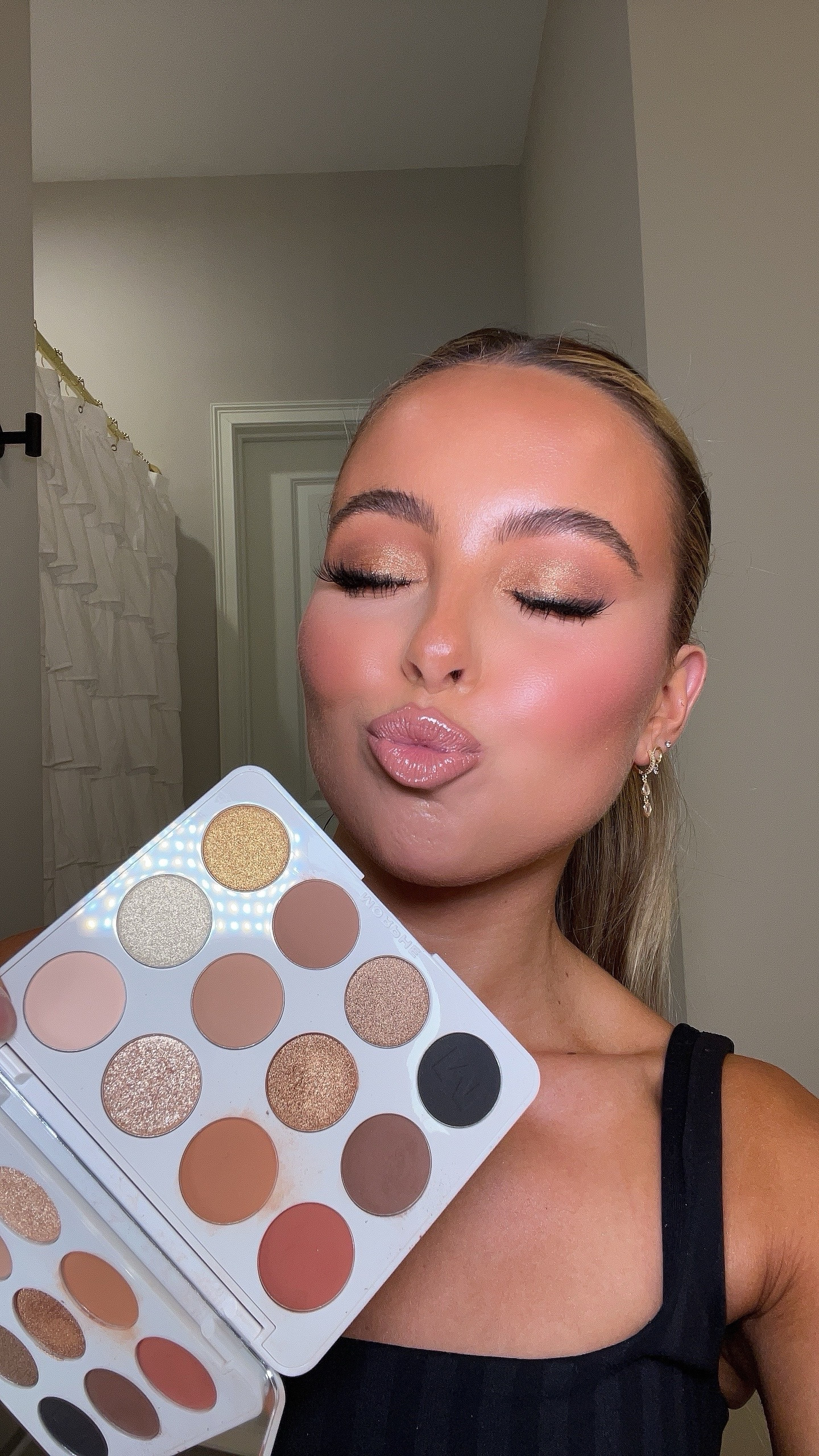 This palette is a MUST for a bronzey eye look!!! So affordable too — Morphe has been killing it ✨🤎

#LTKBeauty #LTKStyleTip #LTKFindsUnder50