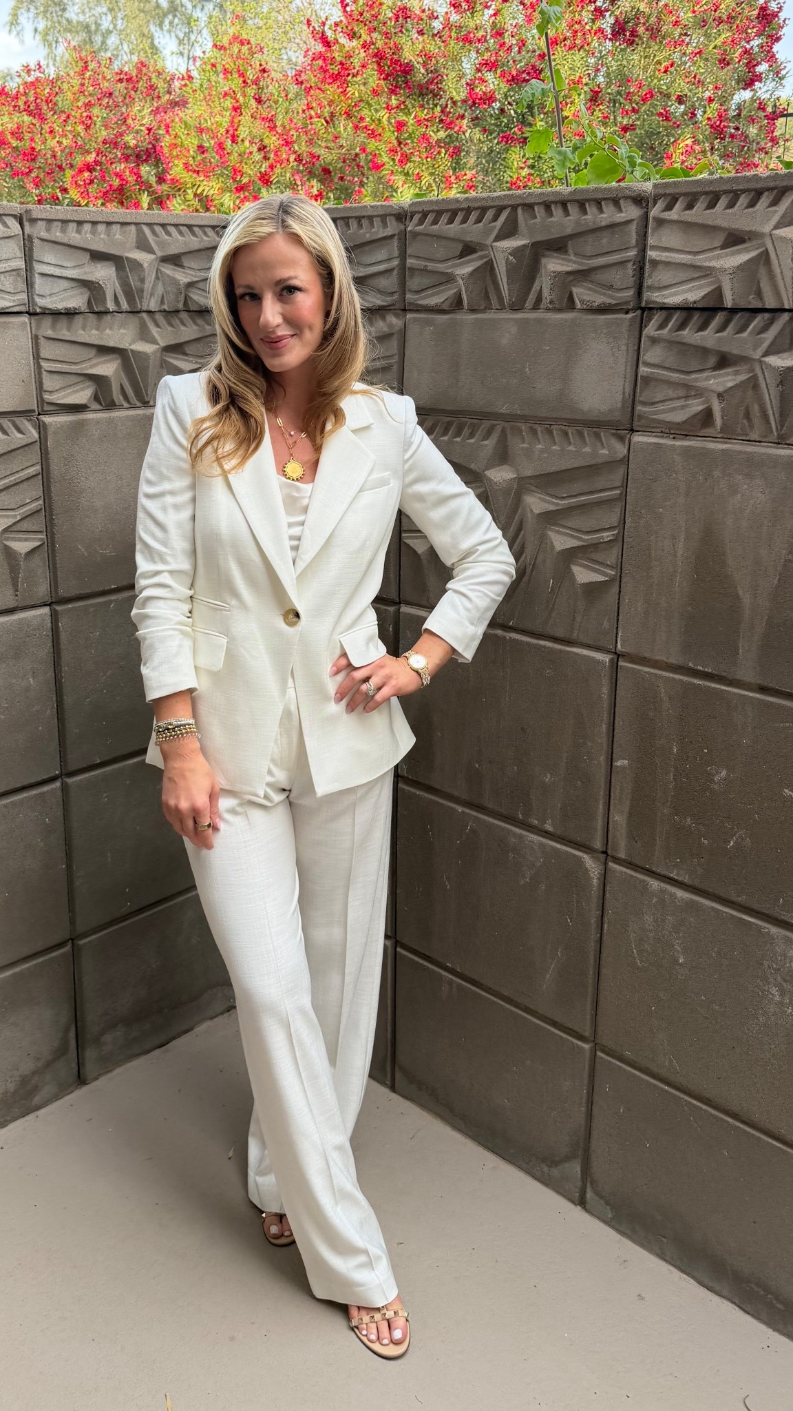 Veronica Beard suit 🤍